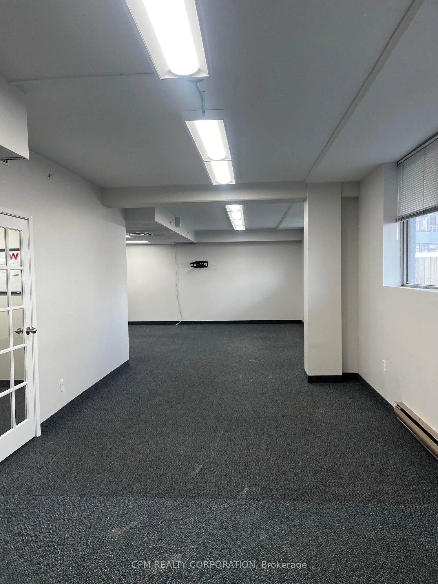 2100 Bloor Street W