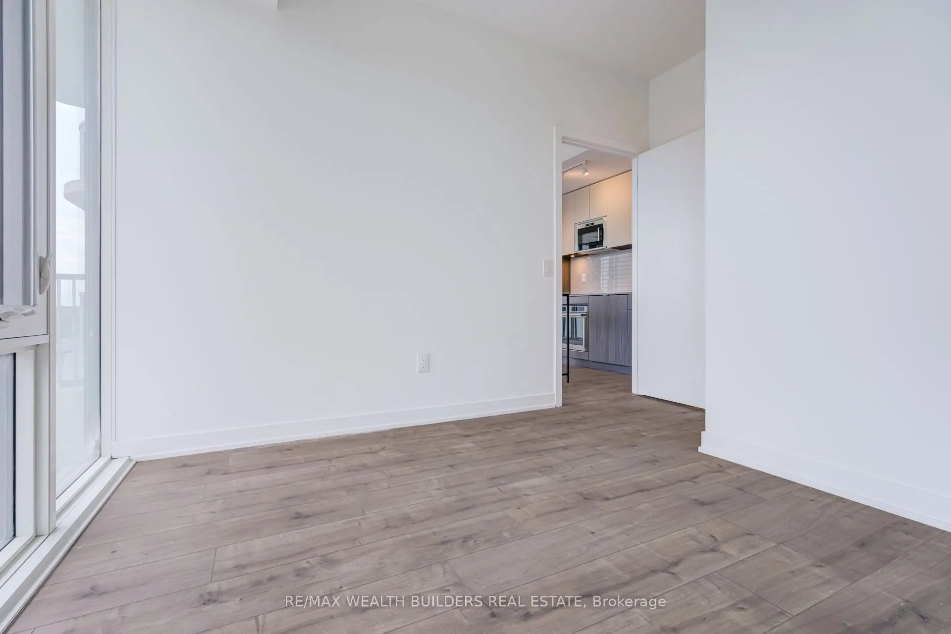 220 Missinnihe Way #714