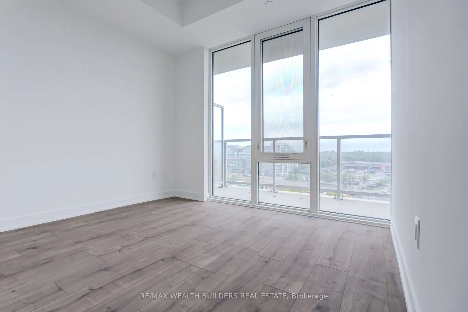 220 Missinnihe Way #714
