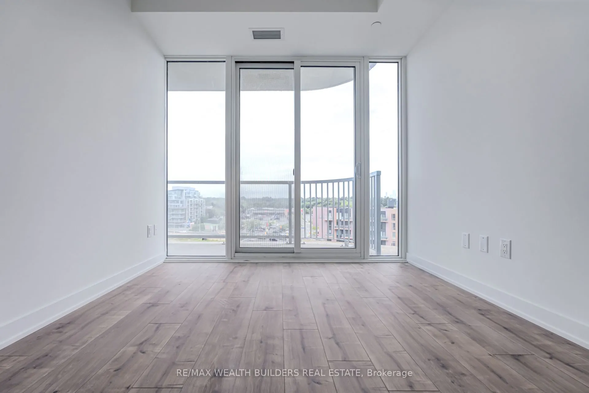 220 Missinnihe Way #714