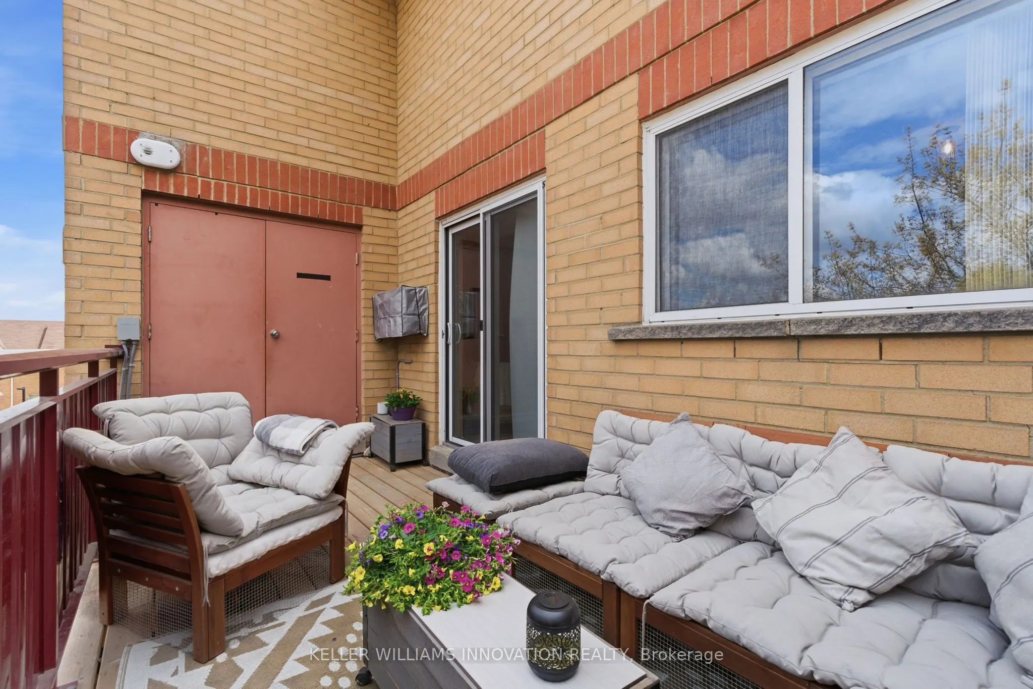 211 Forum Drive #302C