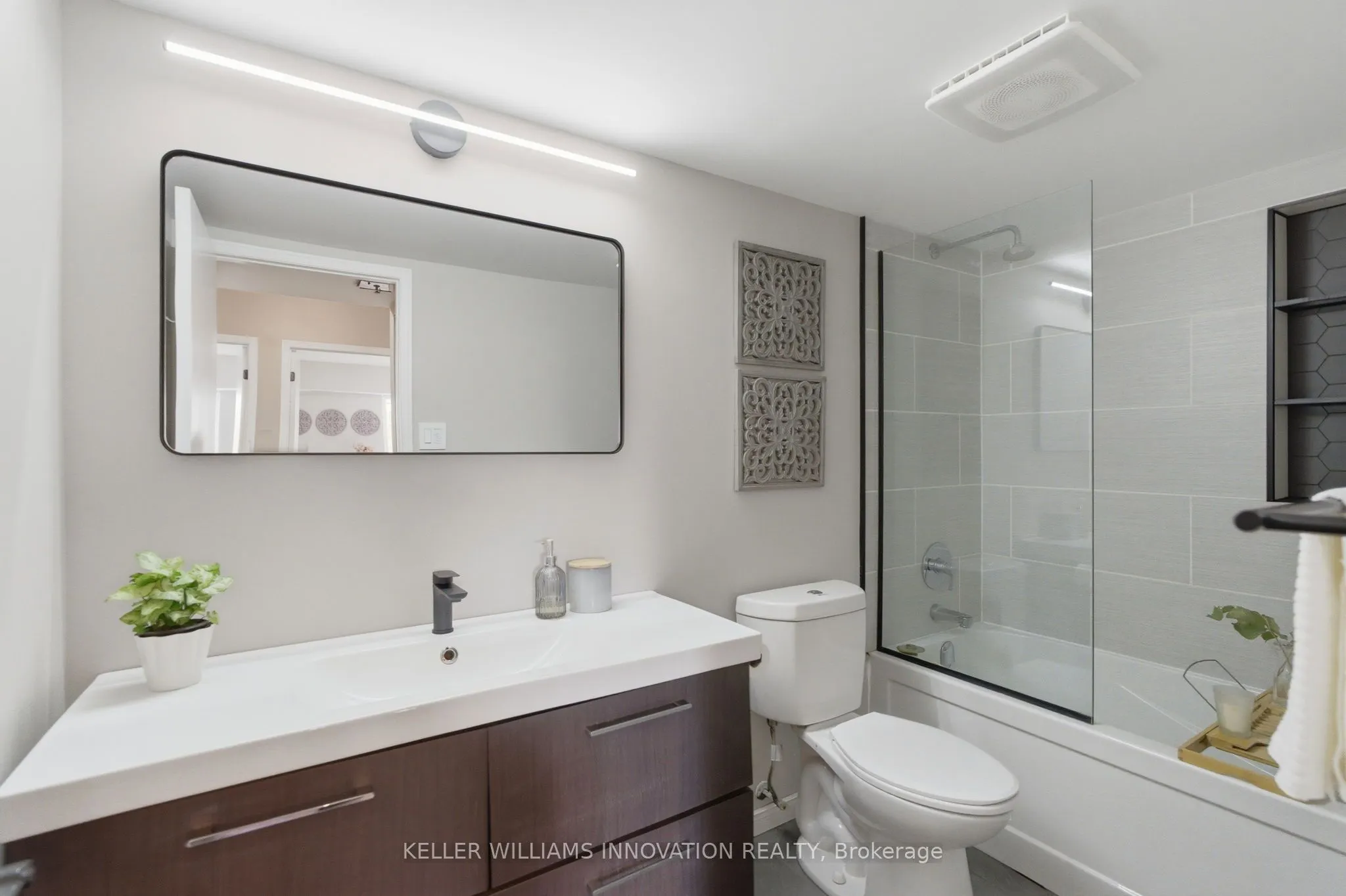 211 Forum Drive #302C