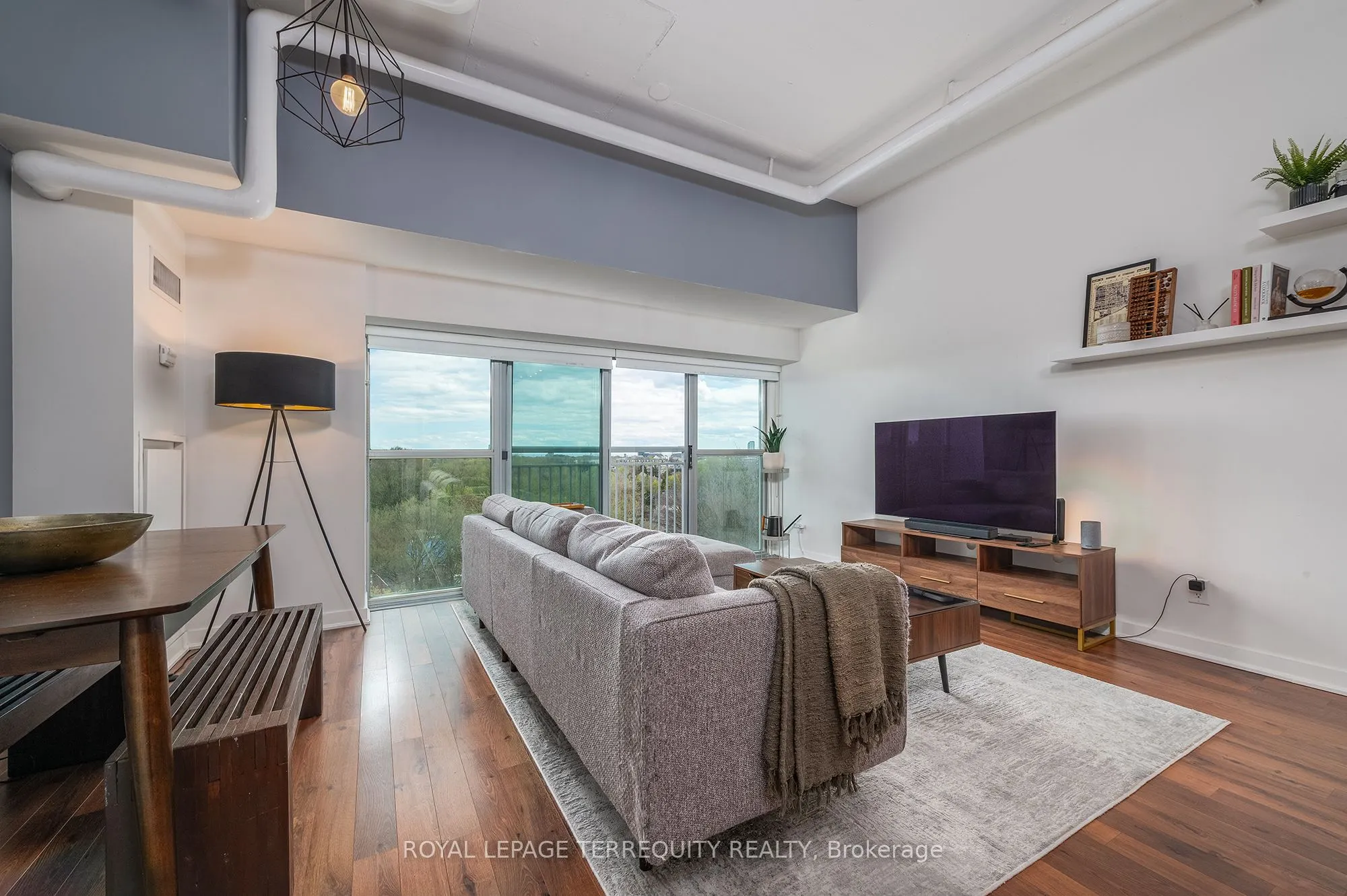 2 Fieldway Road #707
