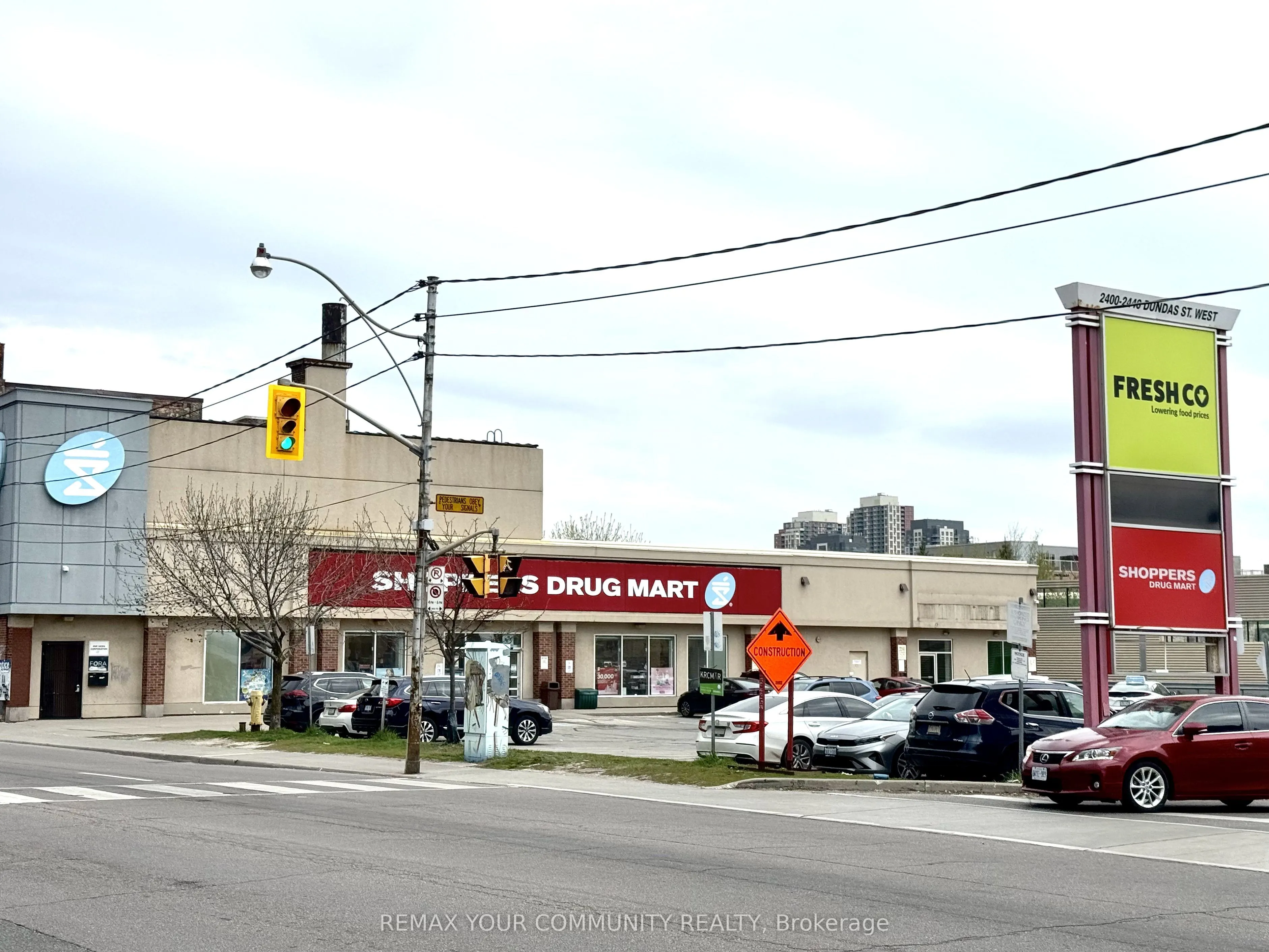 2417 Dundas Street W #MAIN