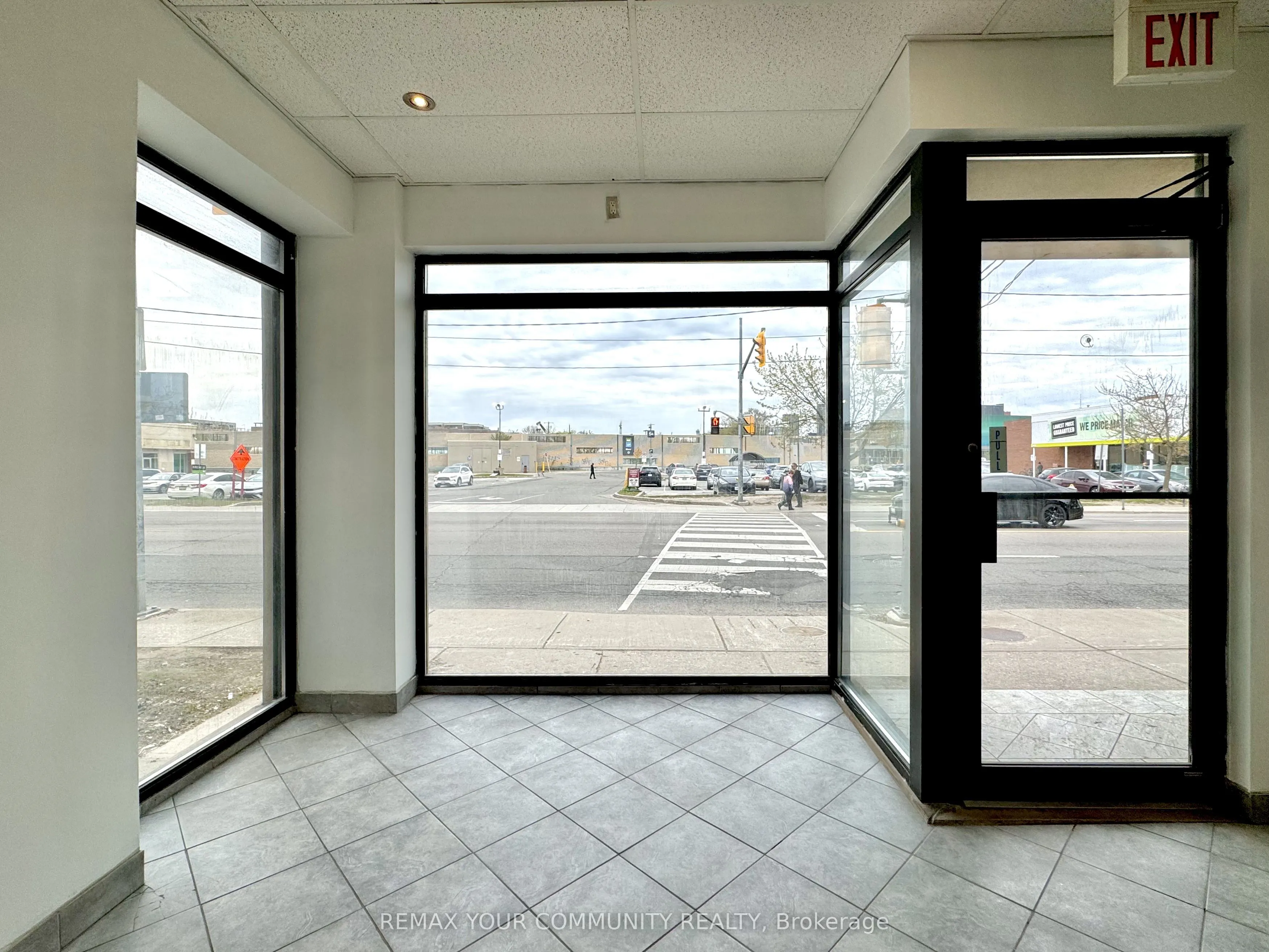 2417 Dundas Street W #MAIN