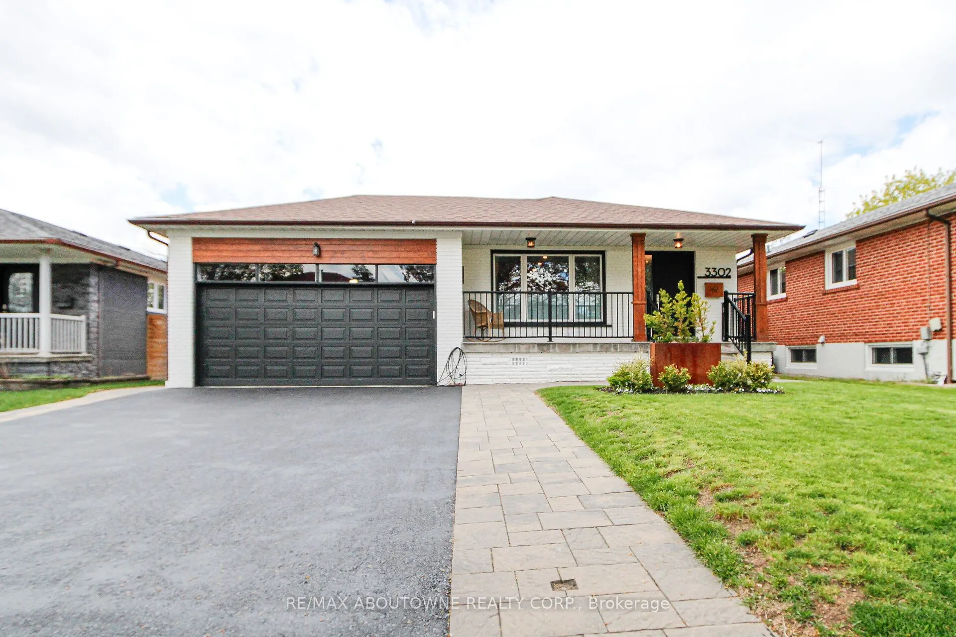 3302 Cardross Road
