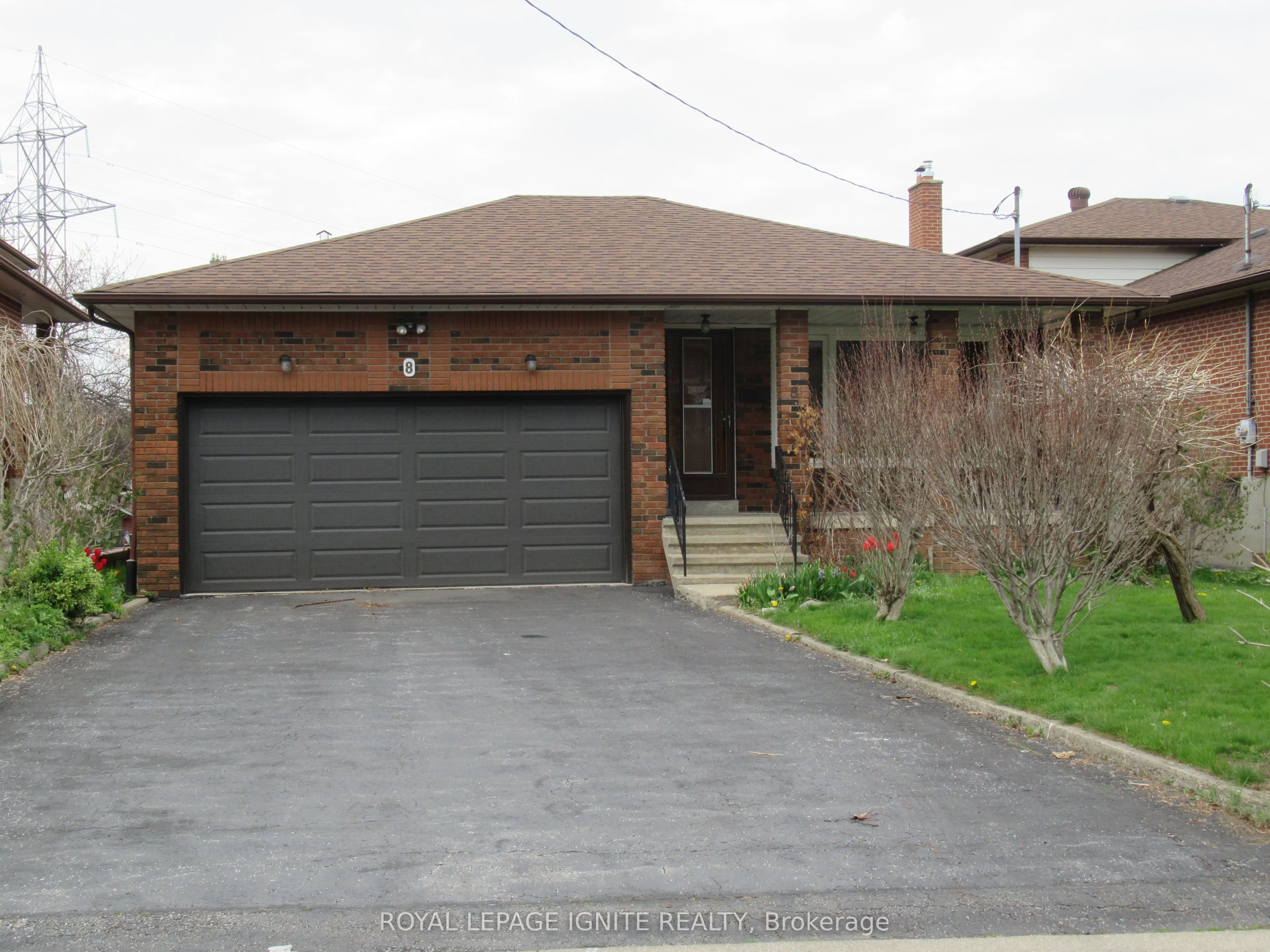 8 Newlove Court