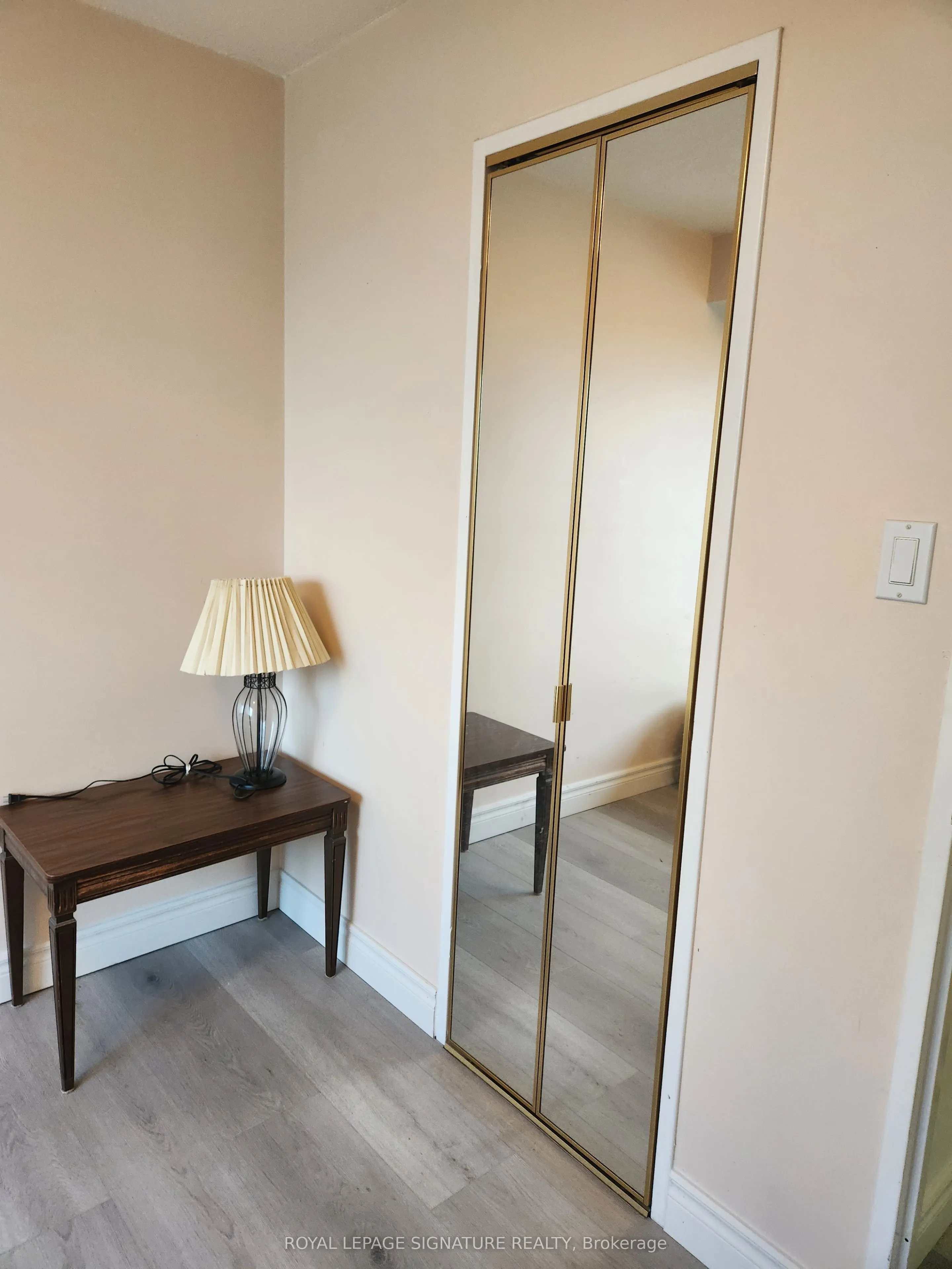 1580 Mississauga Valley Boulevard #906