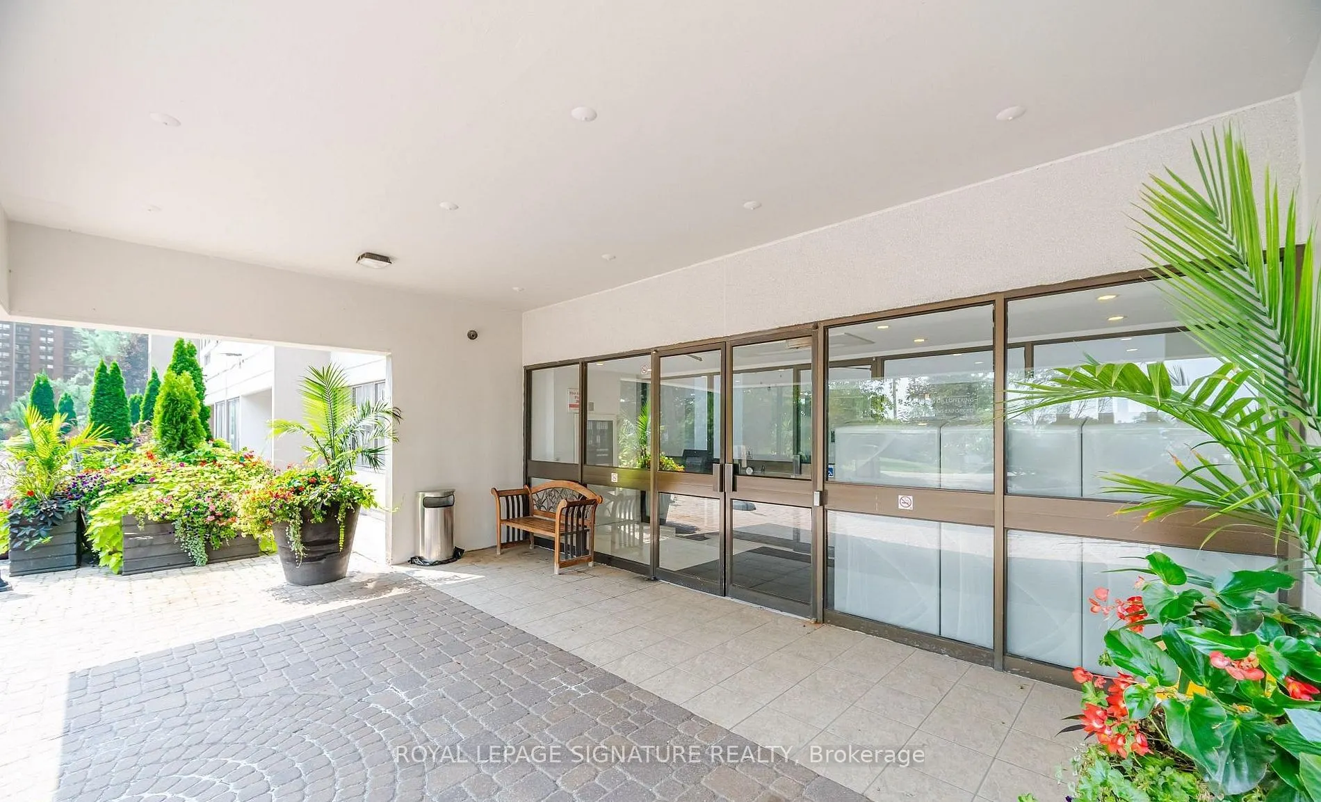 1580 Mississauga Valley Boulevard #906