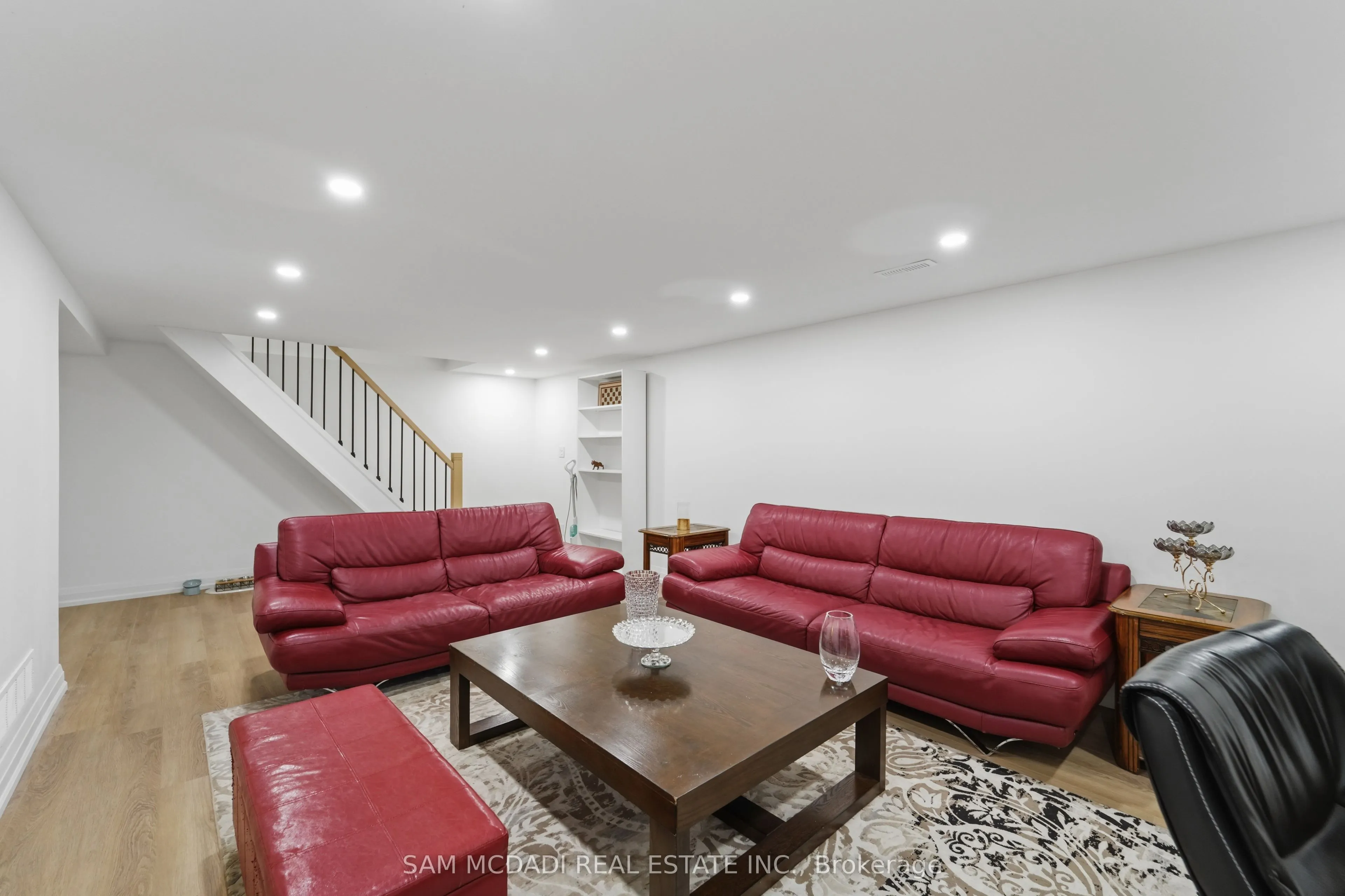 2290 Devon Road