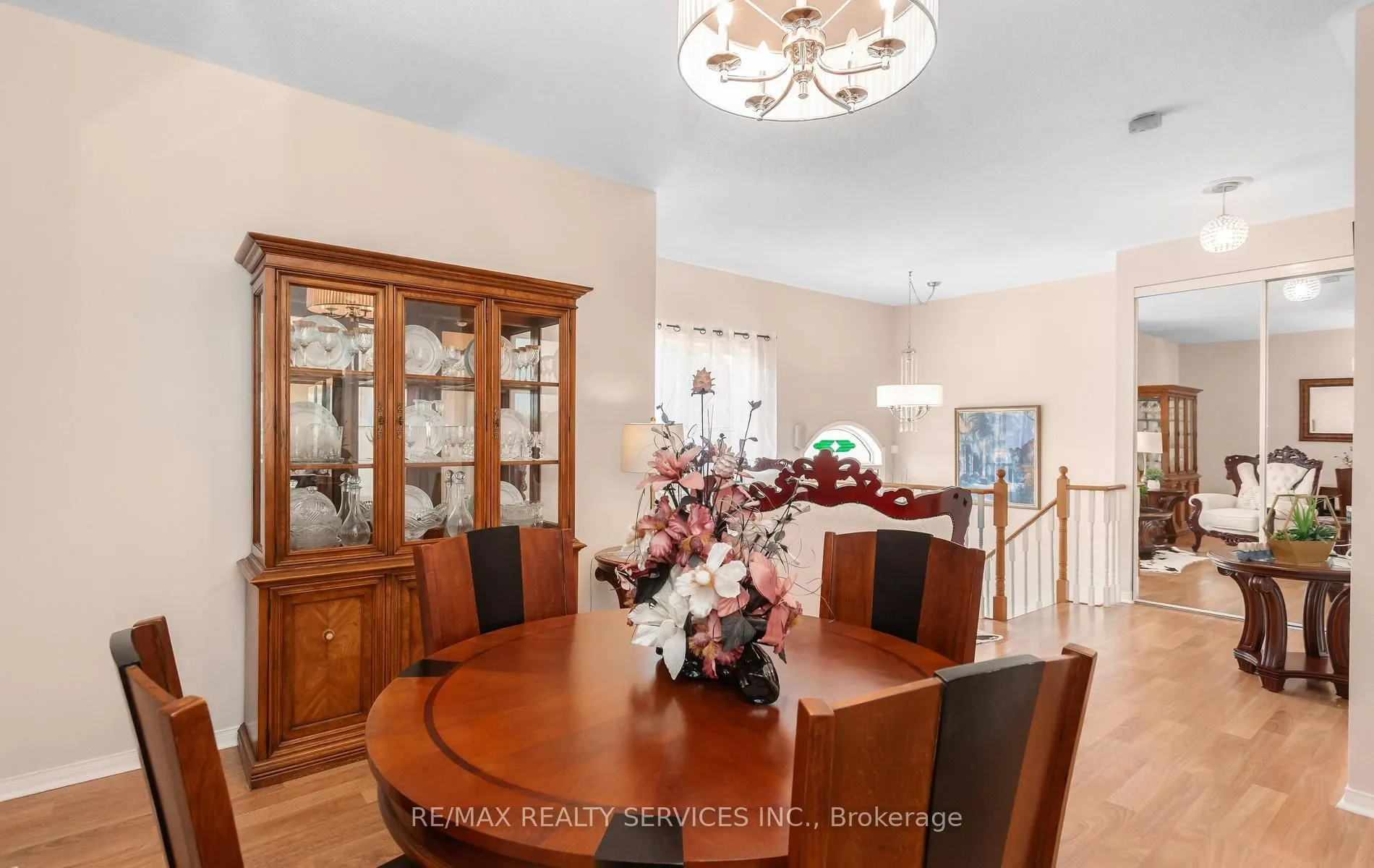836 Avocado Crescent