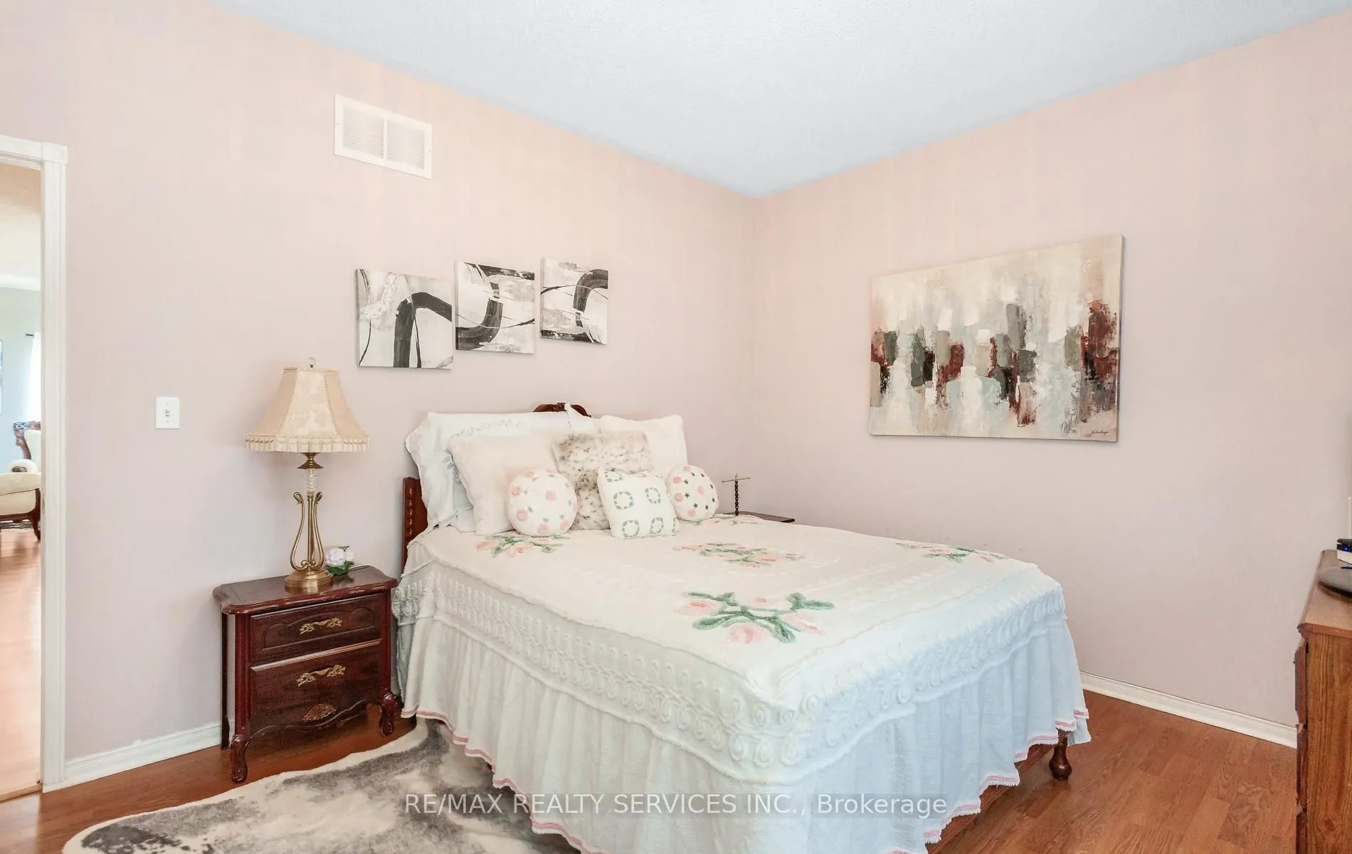 836 Avocado Crescent