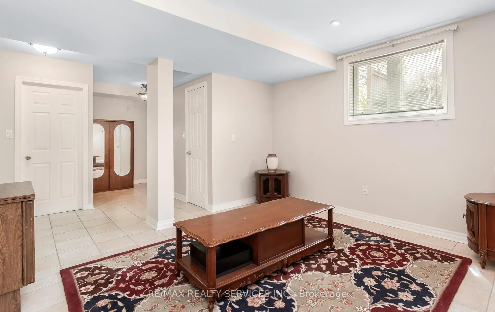 836 Avocado Crescent