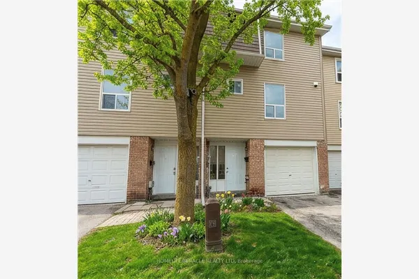40 Ellis Drive
