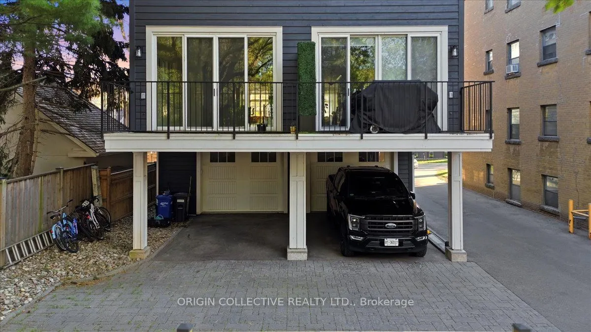 79 Wilson Street E