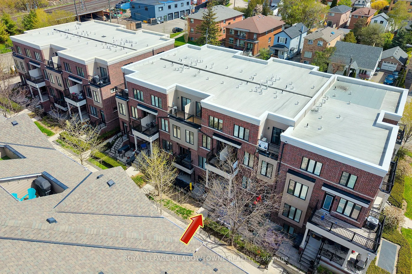10 Carnation Avenue #19