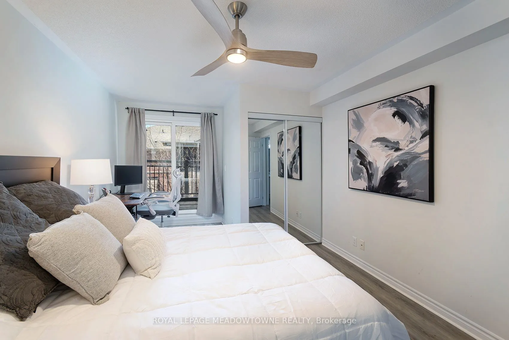 10 Carnation Avenue #19