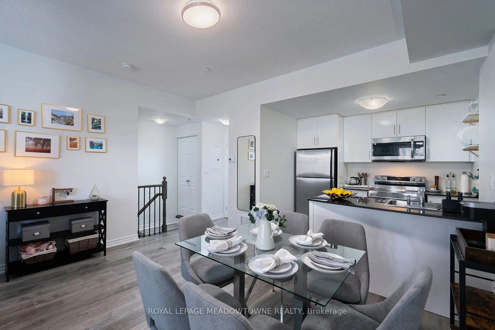 10 Carnation Avenue #19