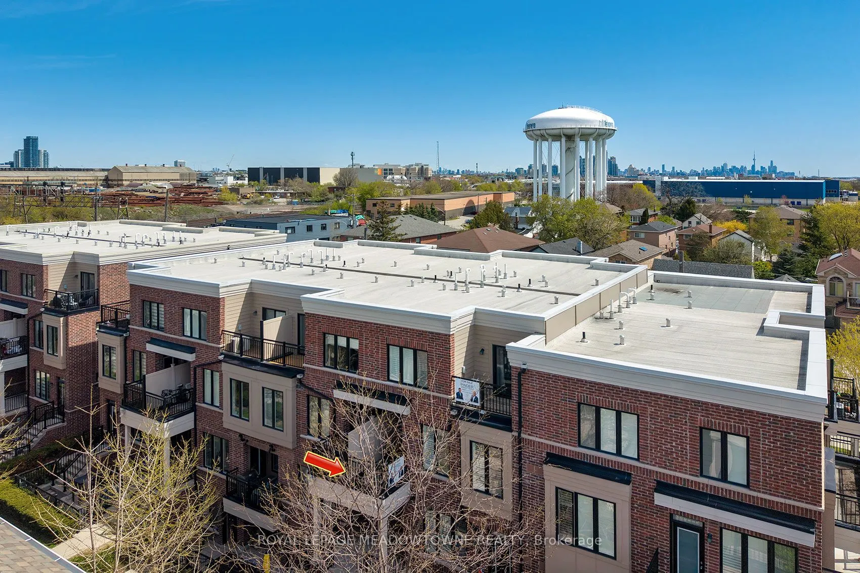 10 Carnation Avenue #19