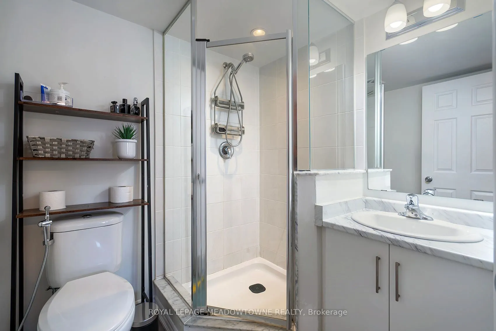 10 Carnation Avenue #19