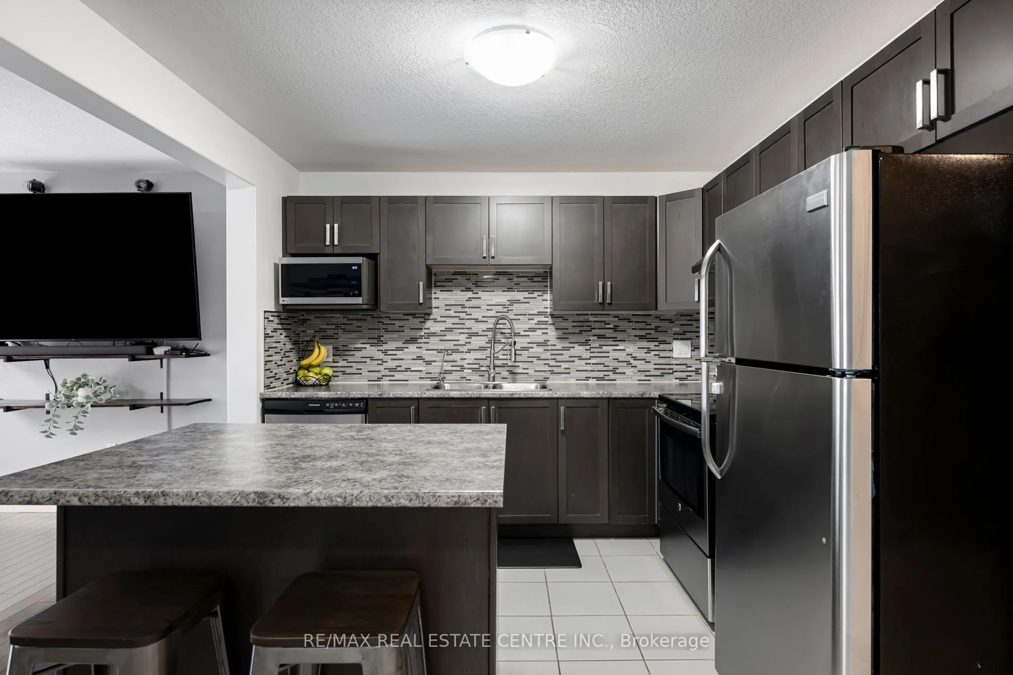 124 Parkinson Crescent #67