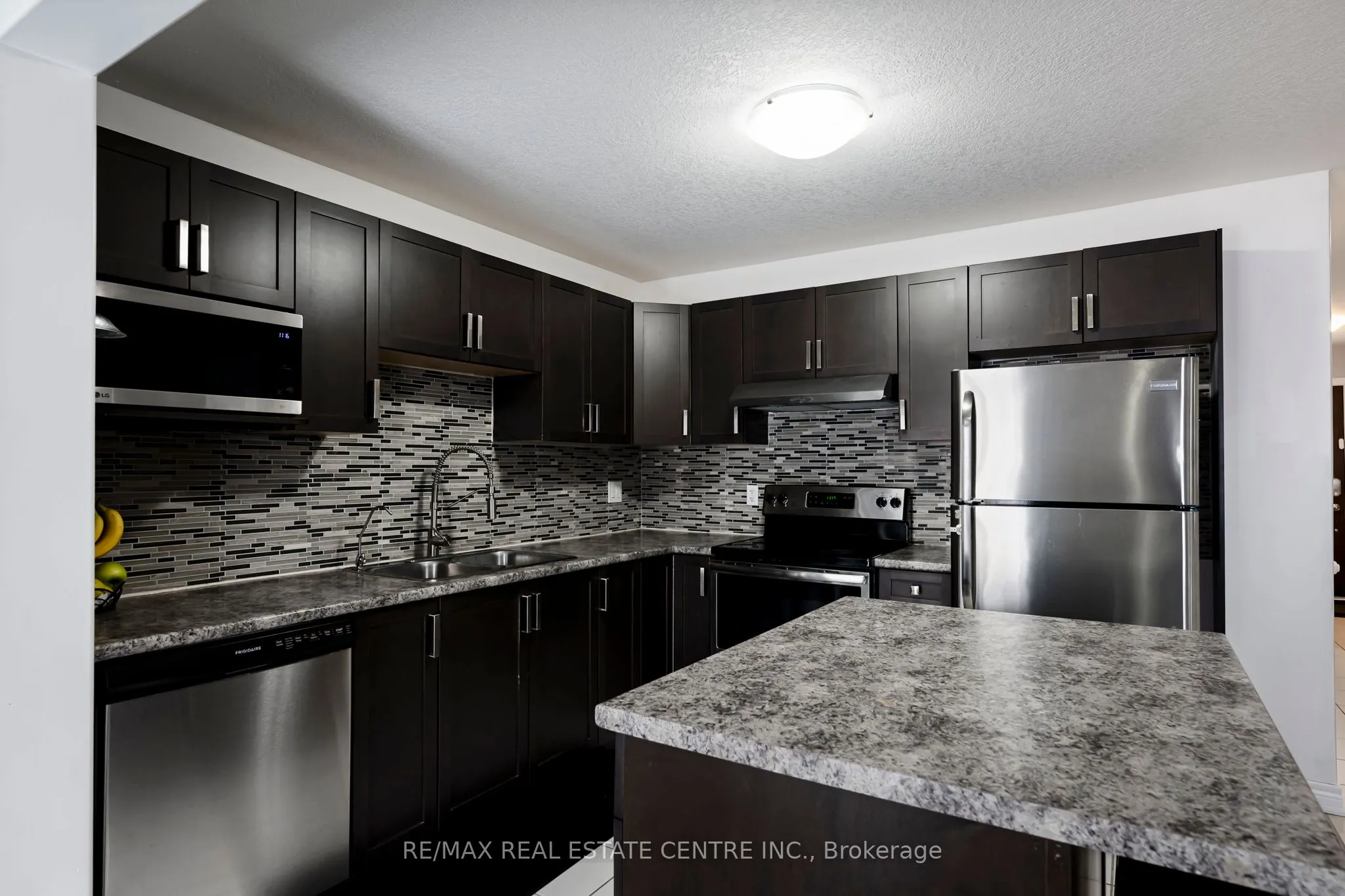 124 Parkinson Crescent #67