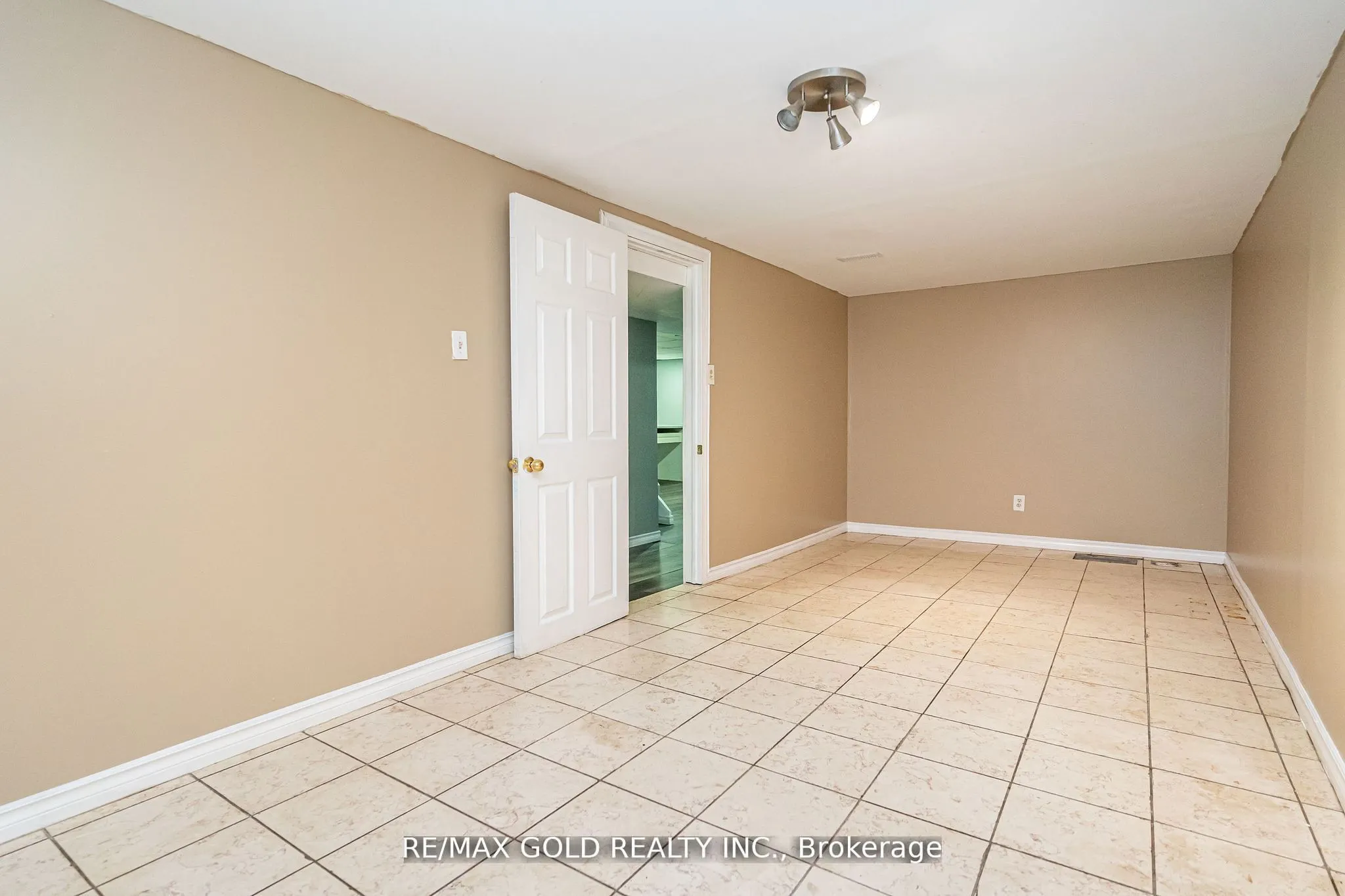 41 Aberdeen Crescent