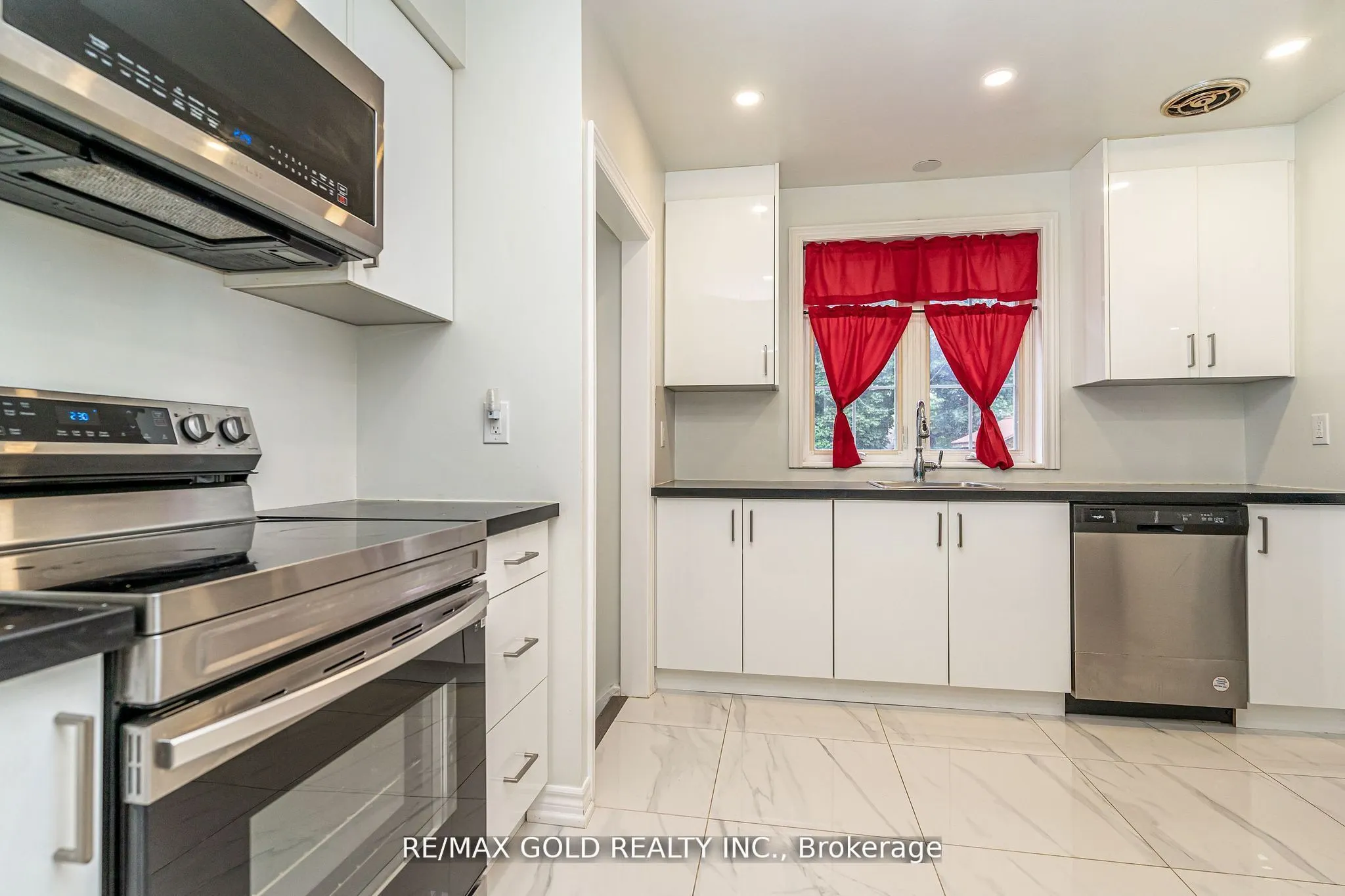 41 Aberdeen Crescent