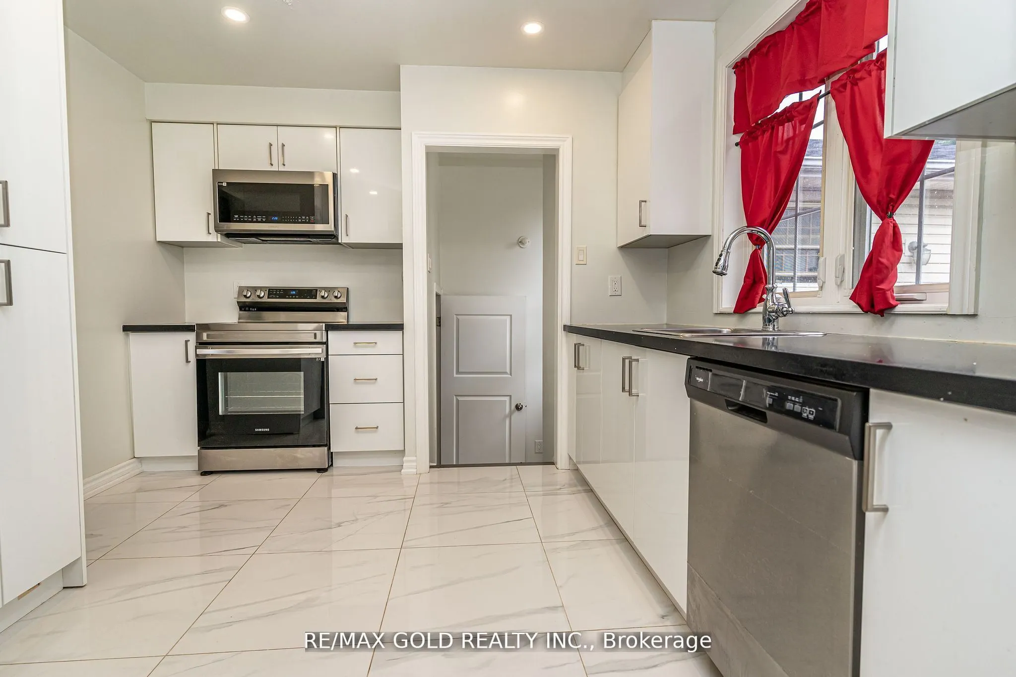 41 Aberdeen Crescent