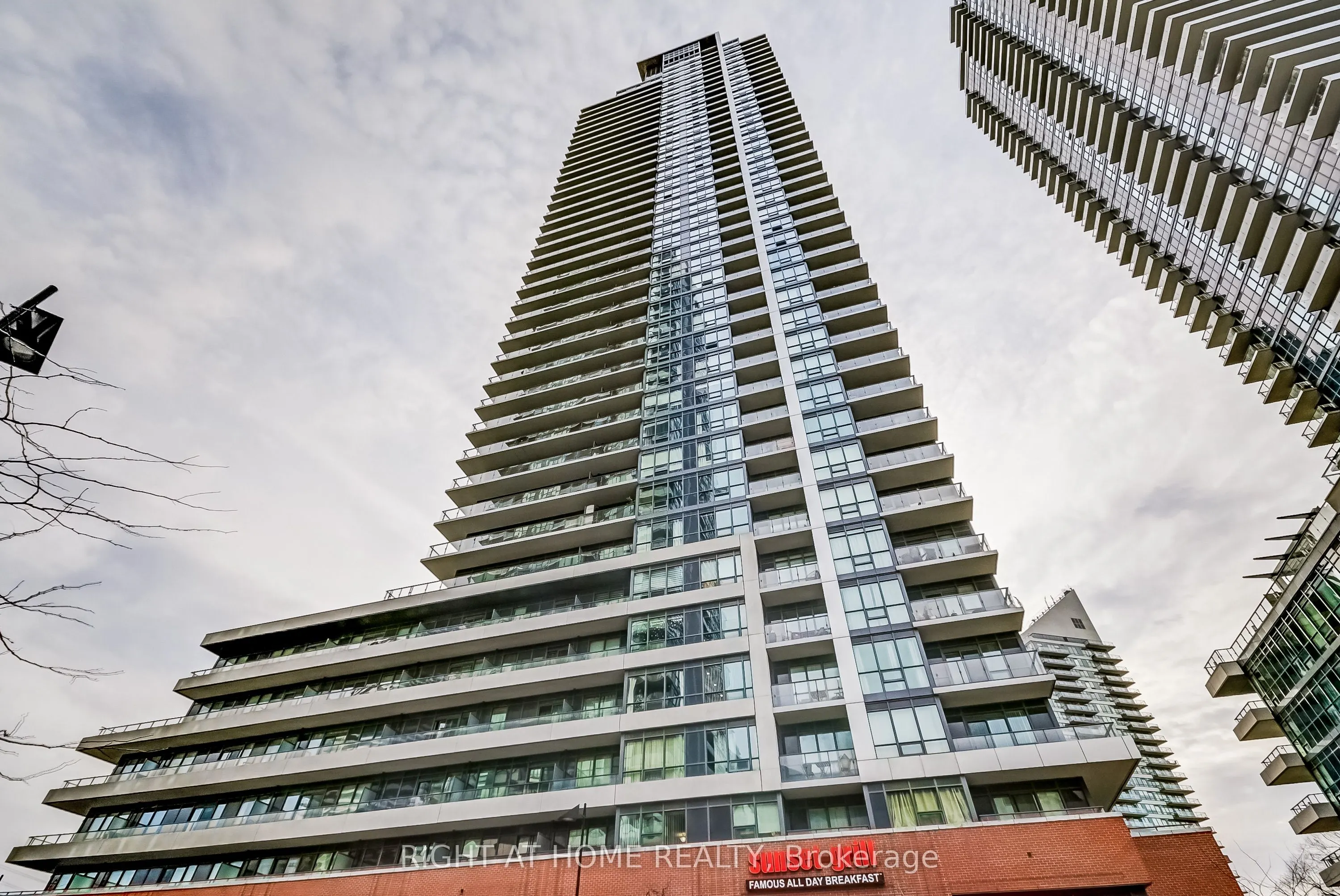 2212 Lake Shore Boulevard W #2710