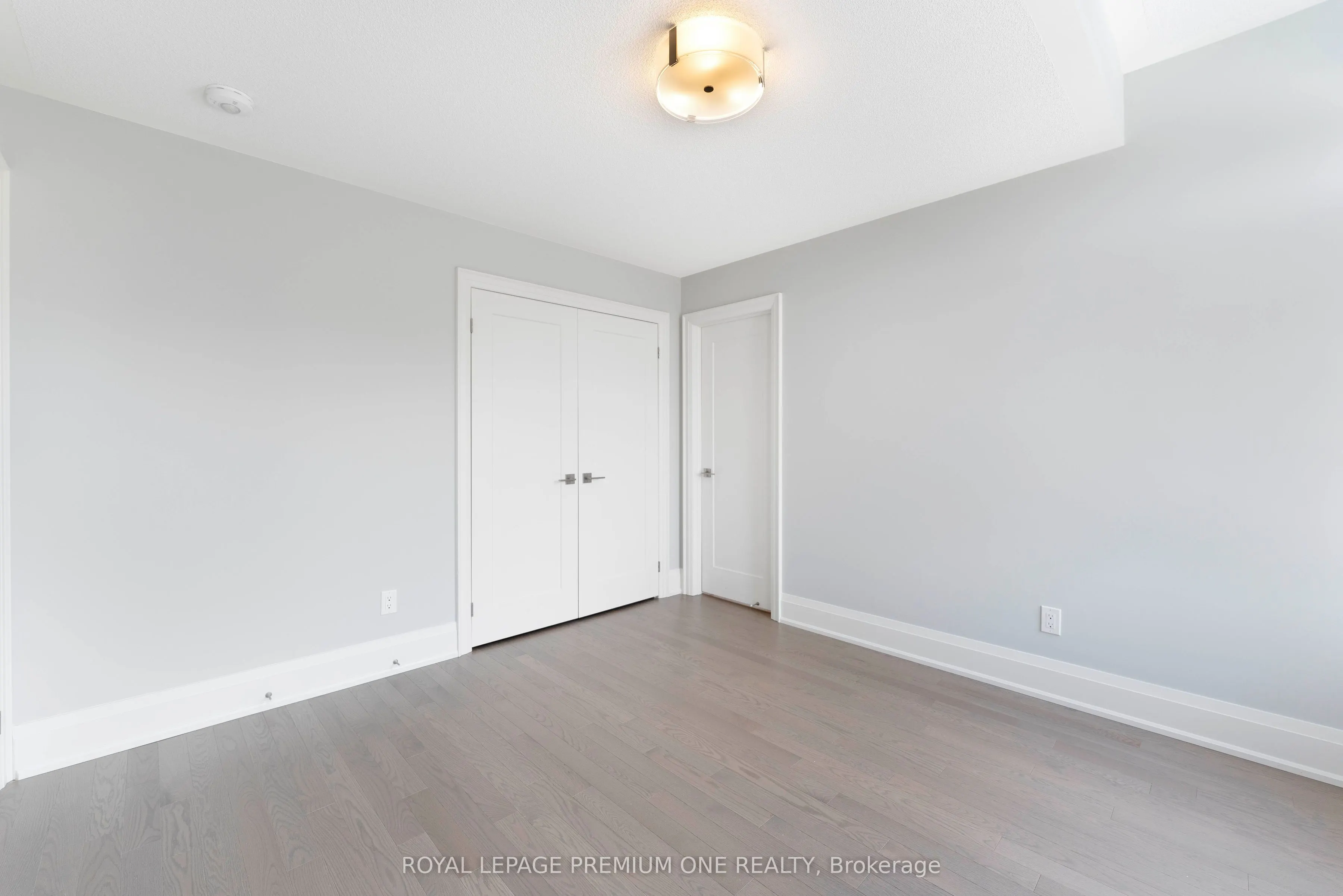 8 Jack Kenny Court