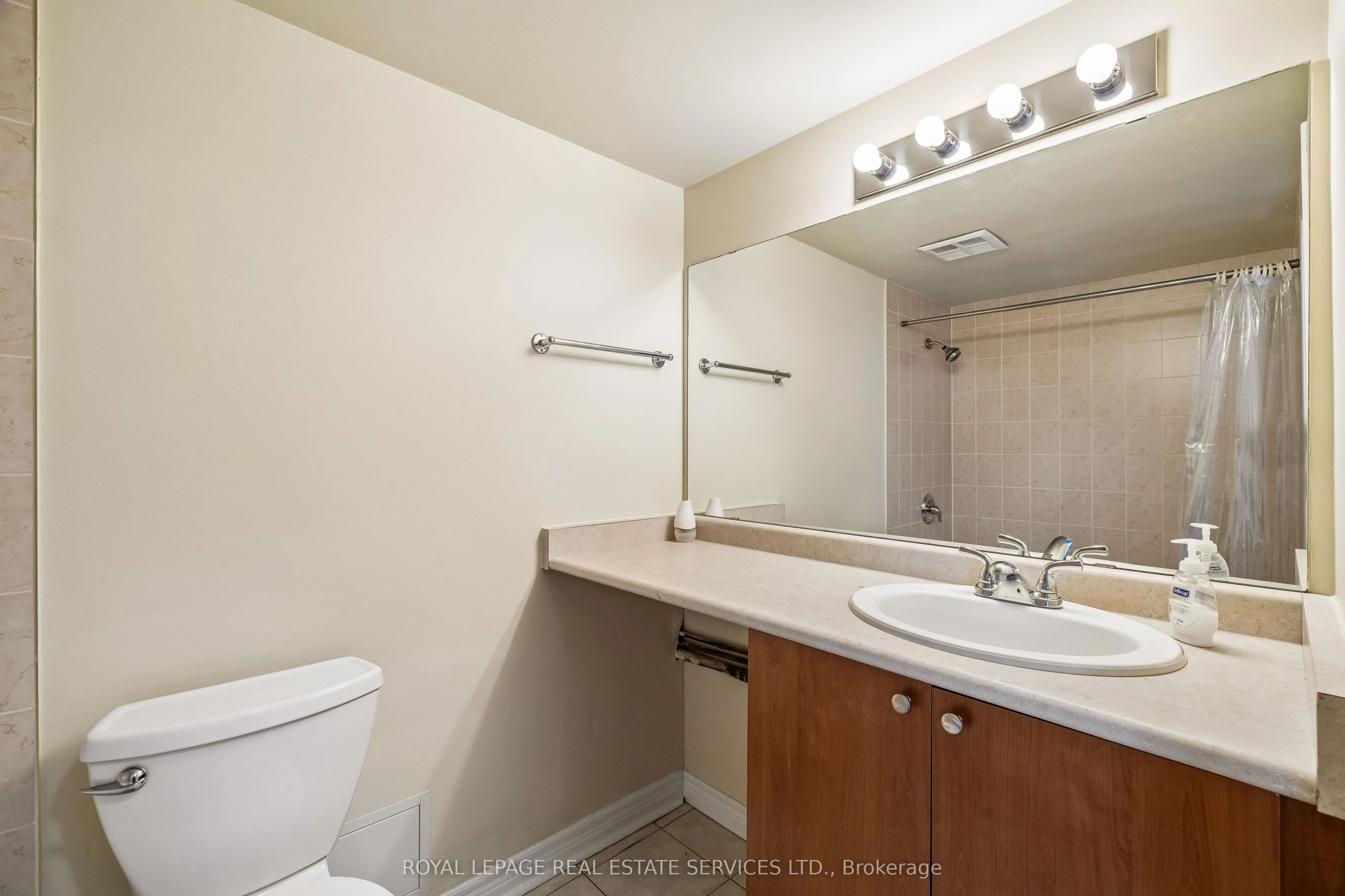 3501 Glen Erin Drive #311