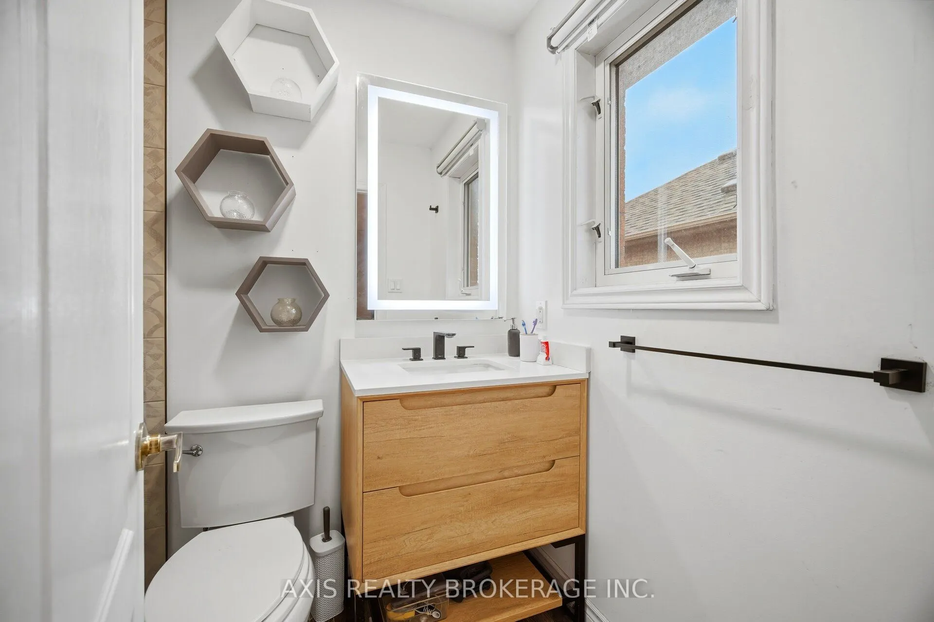 27 Terrastone Court