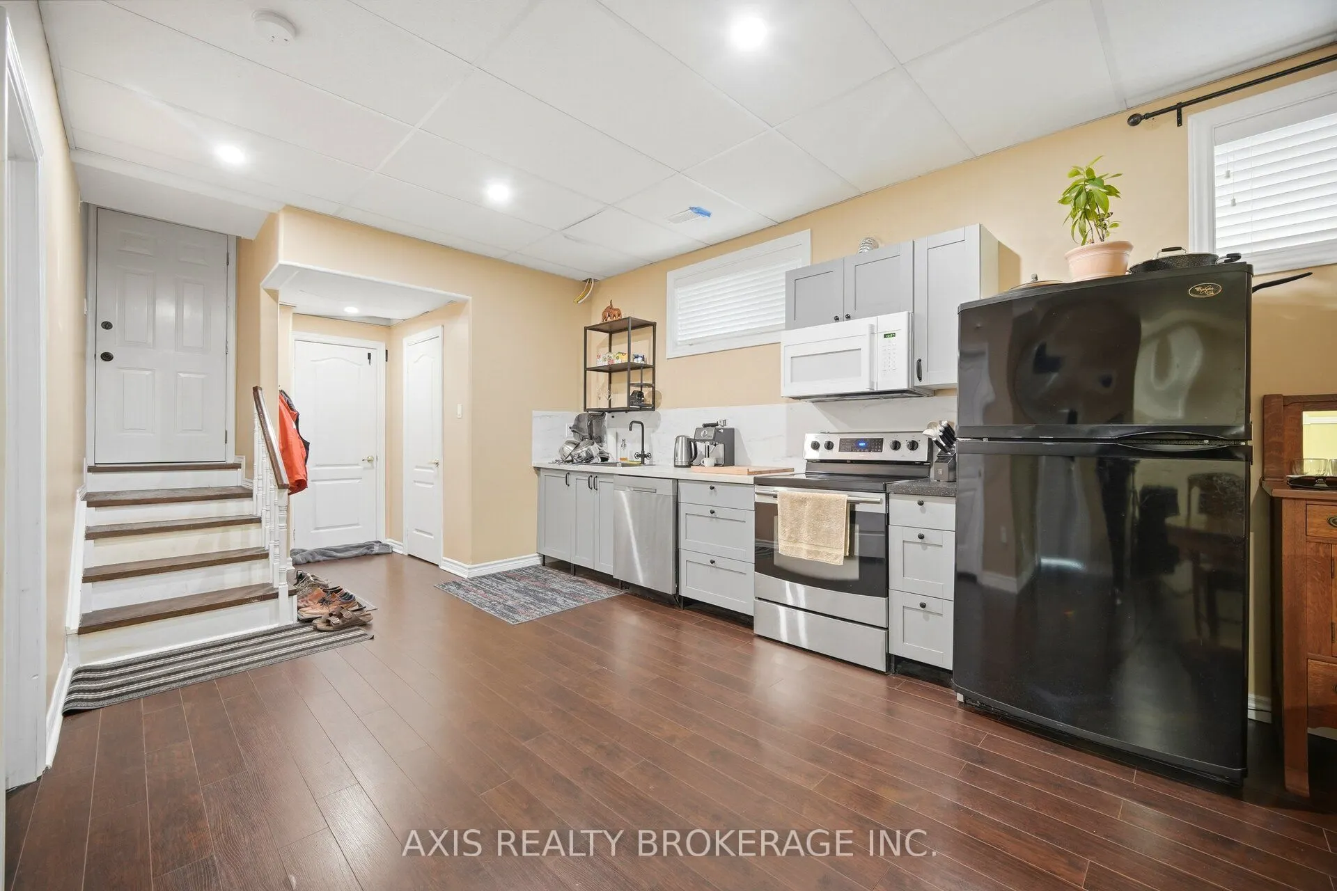 27 Terrastone Court