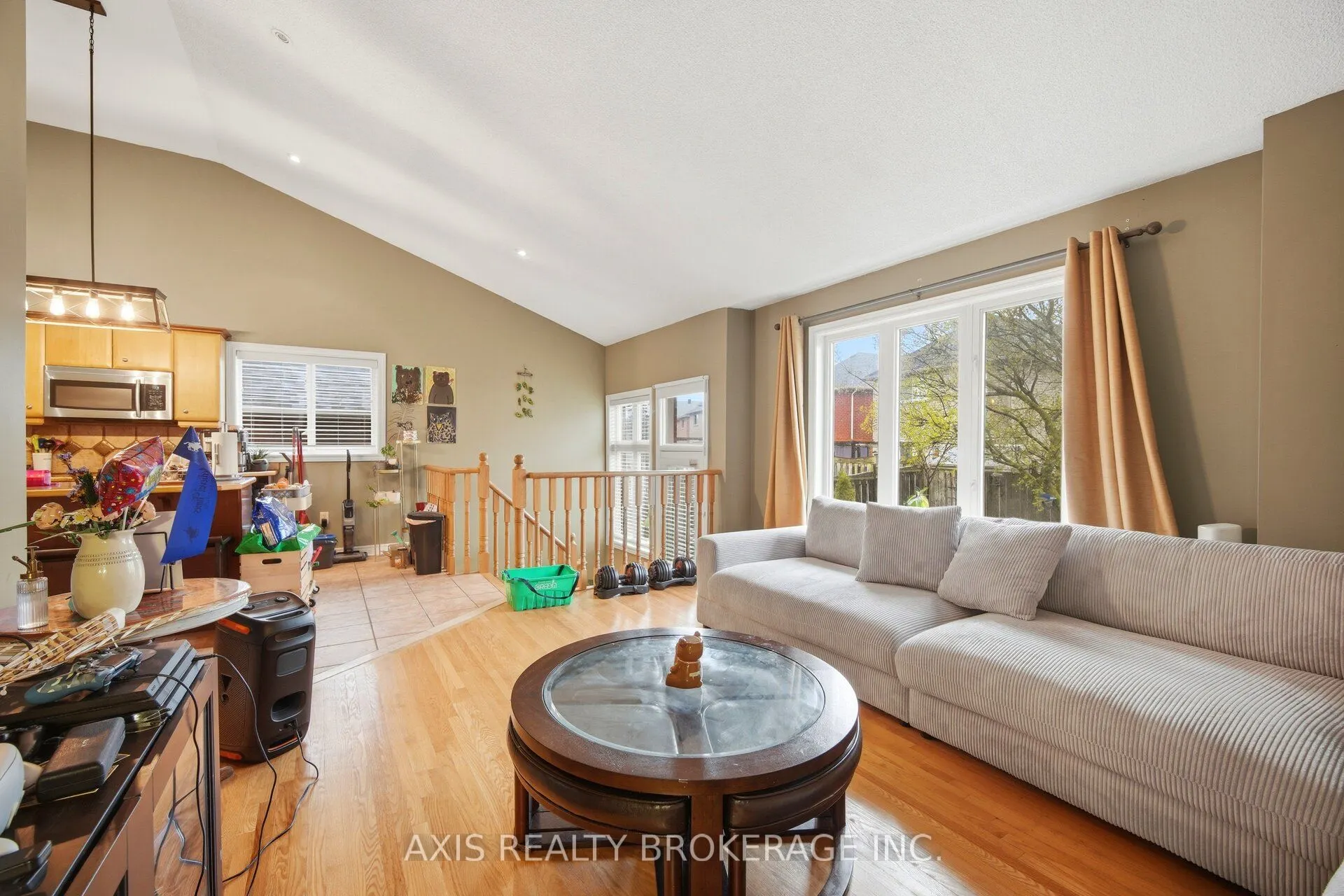 27 Terrastone Court