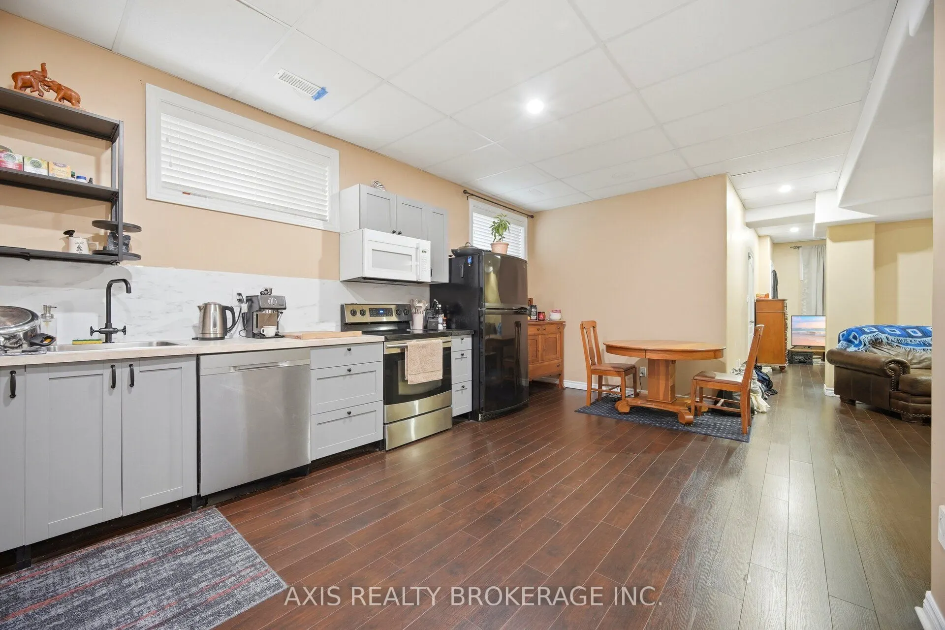 27 Terrastone Court