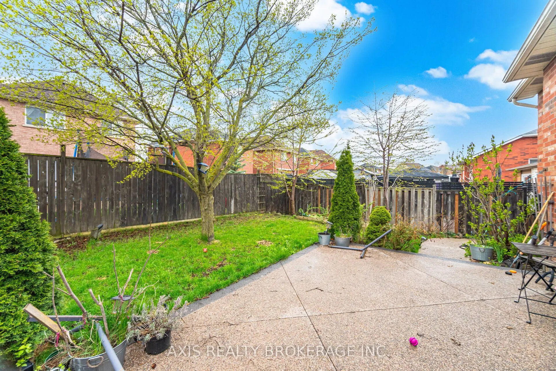 27 Terrastone Court