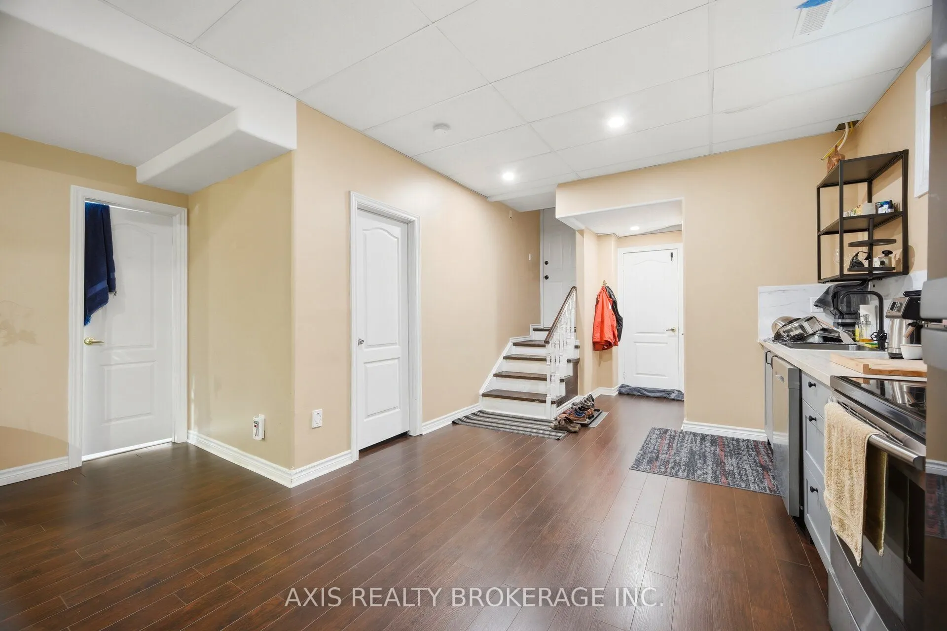 27 Terrastone Court