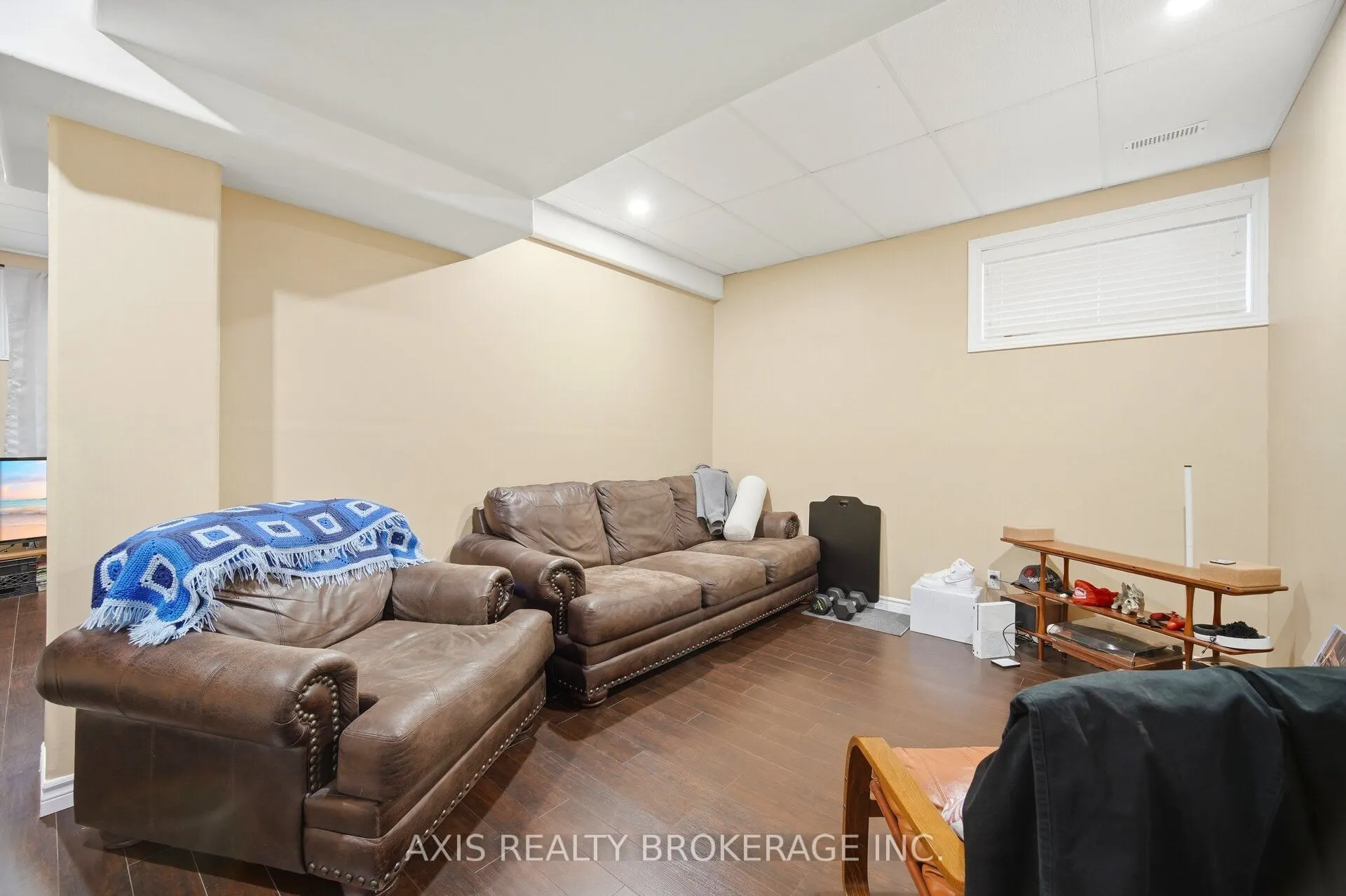 27 Terrastone Court