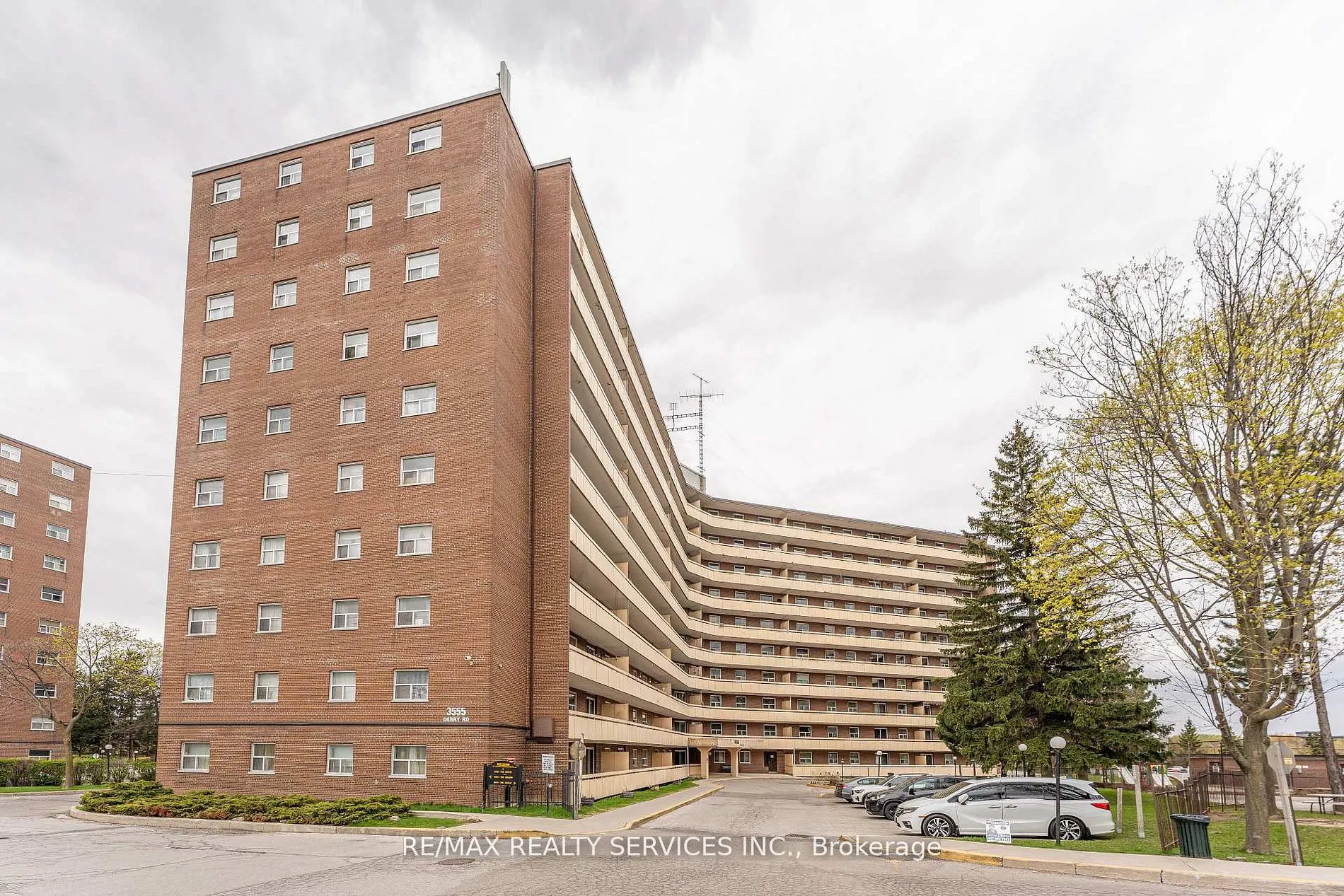 3555 Derry Road E #1006