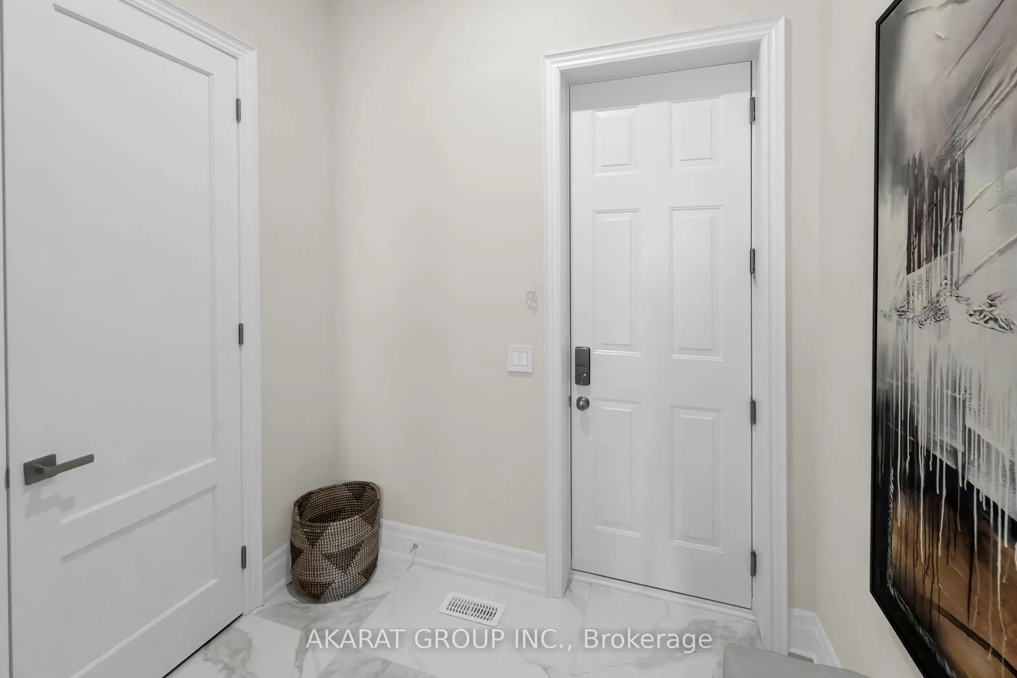 1283 Meadowside Path