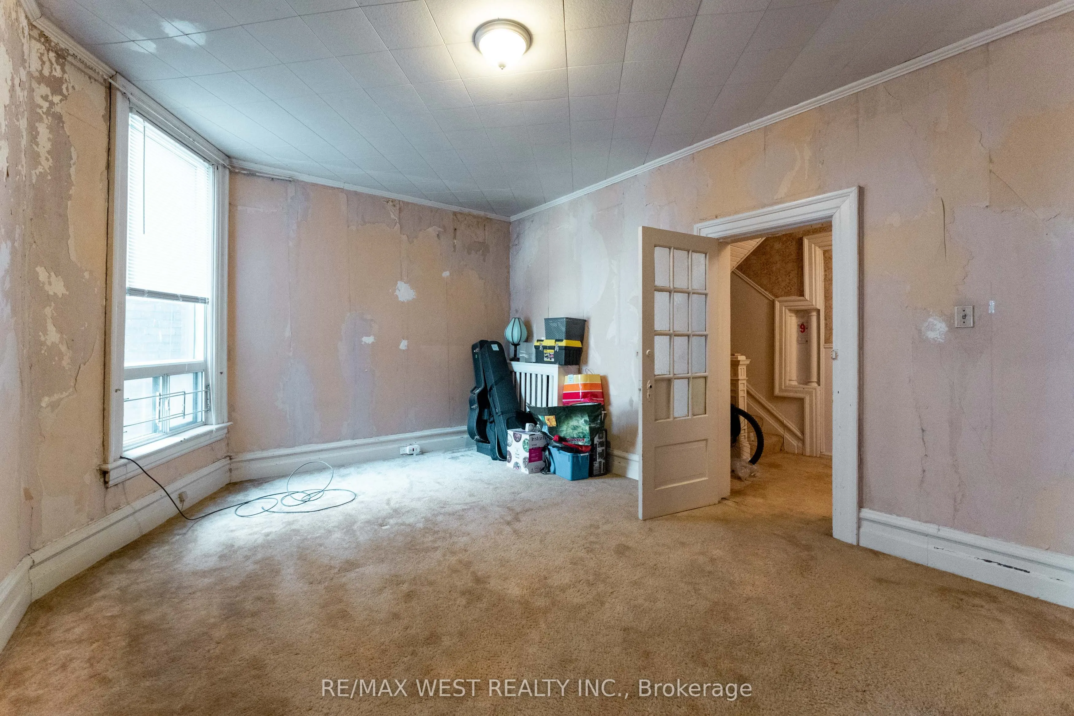 1311 King Street W