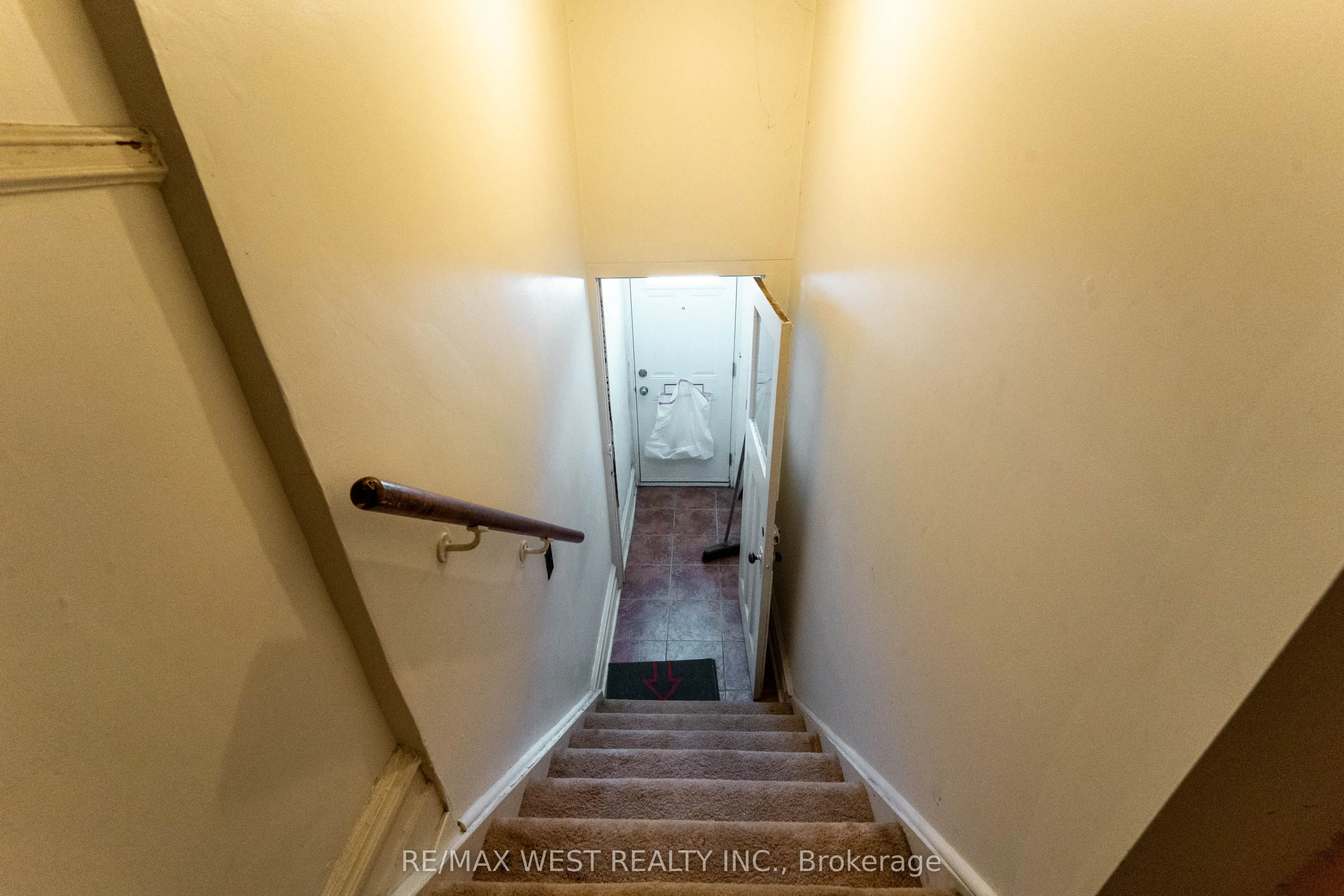 1311 King Street W