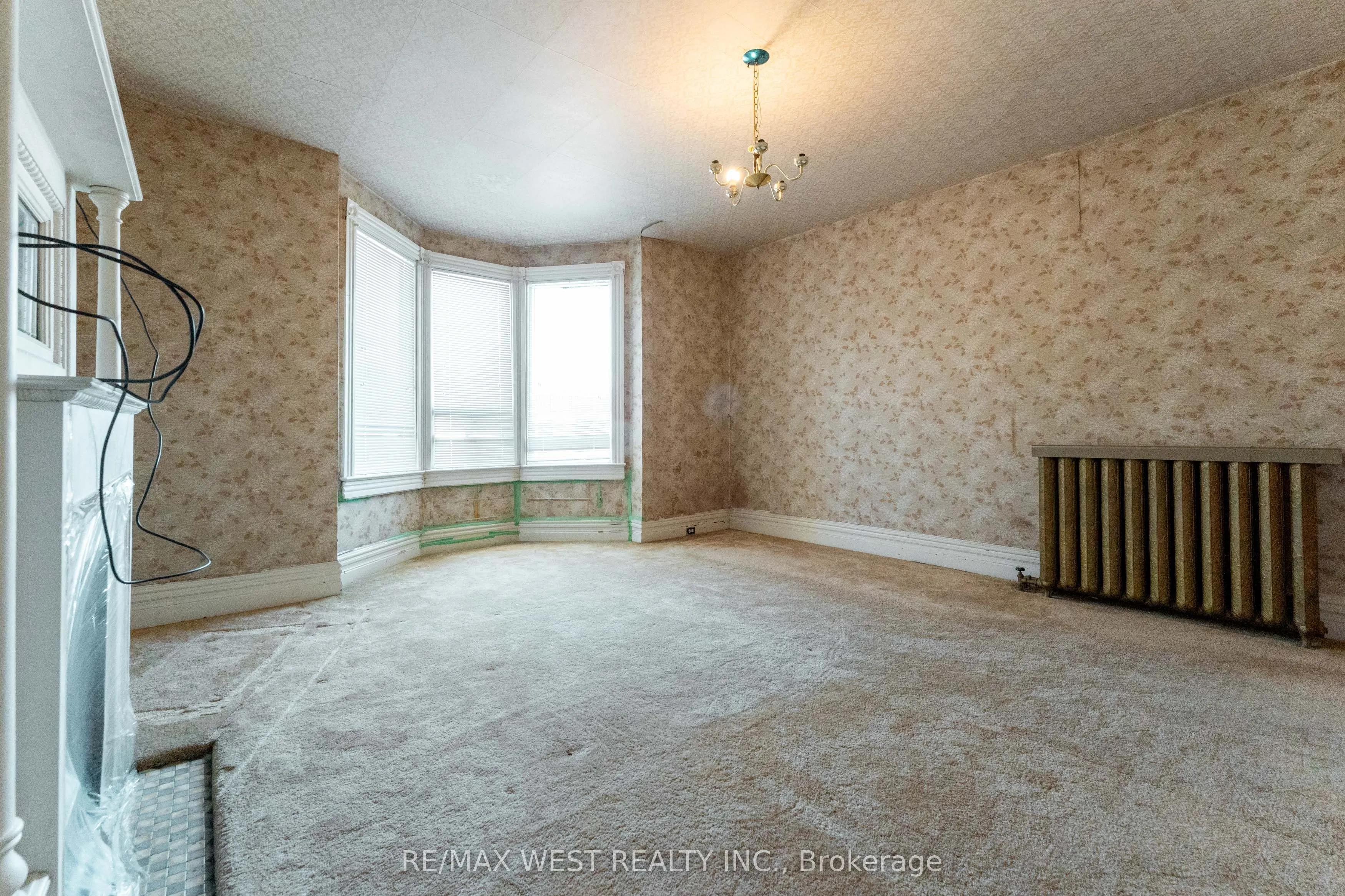 1311 King Street W