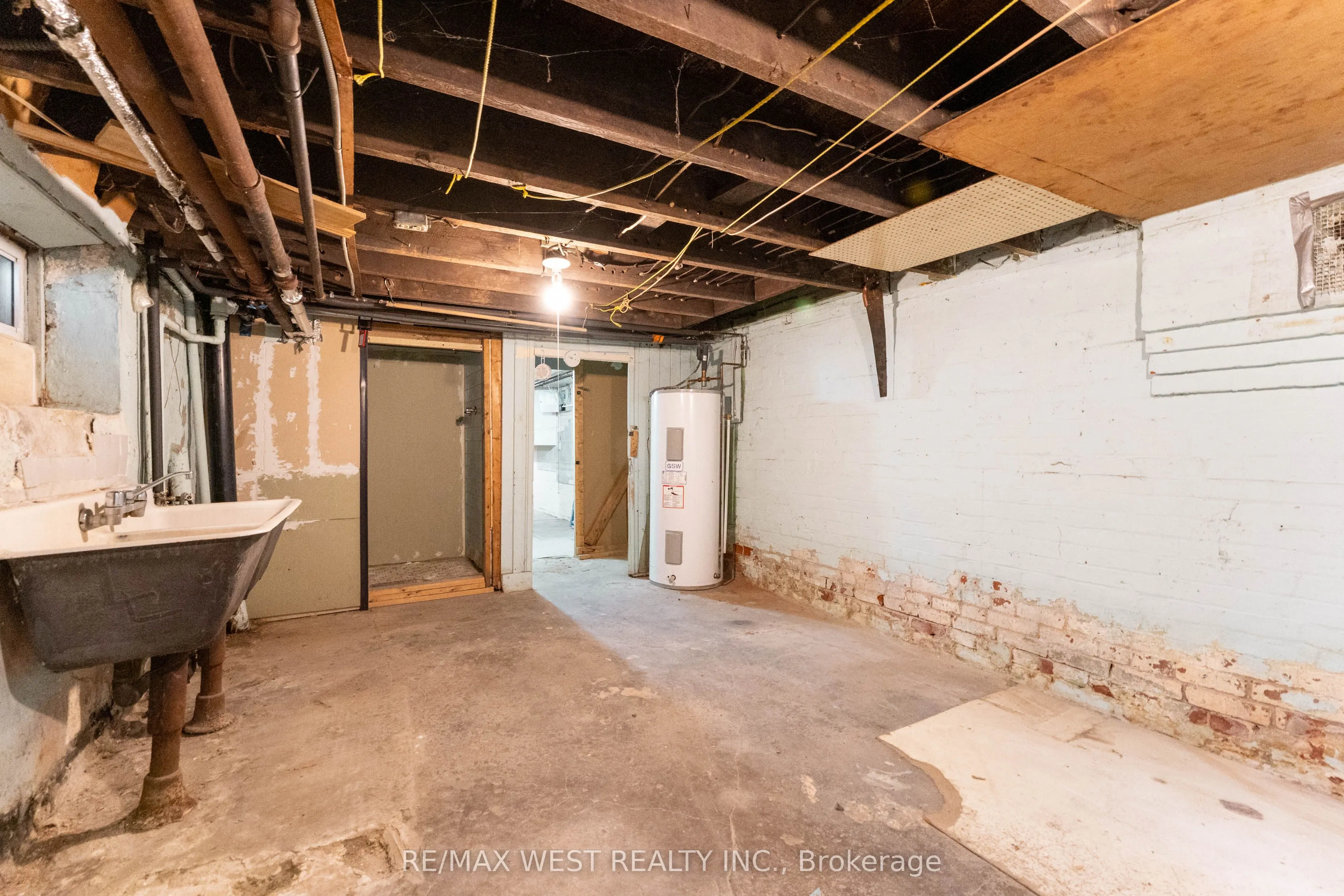 1311 King Street W