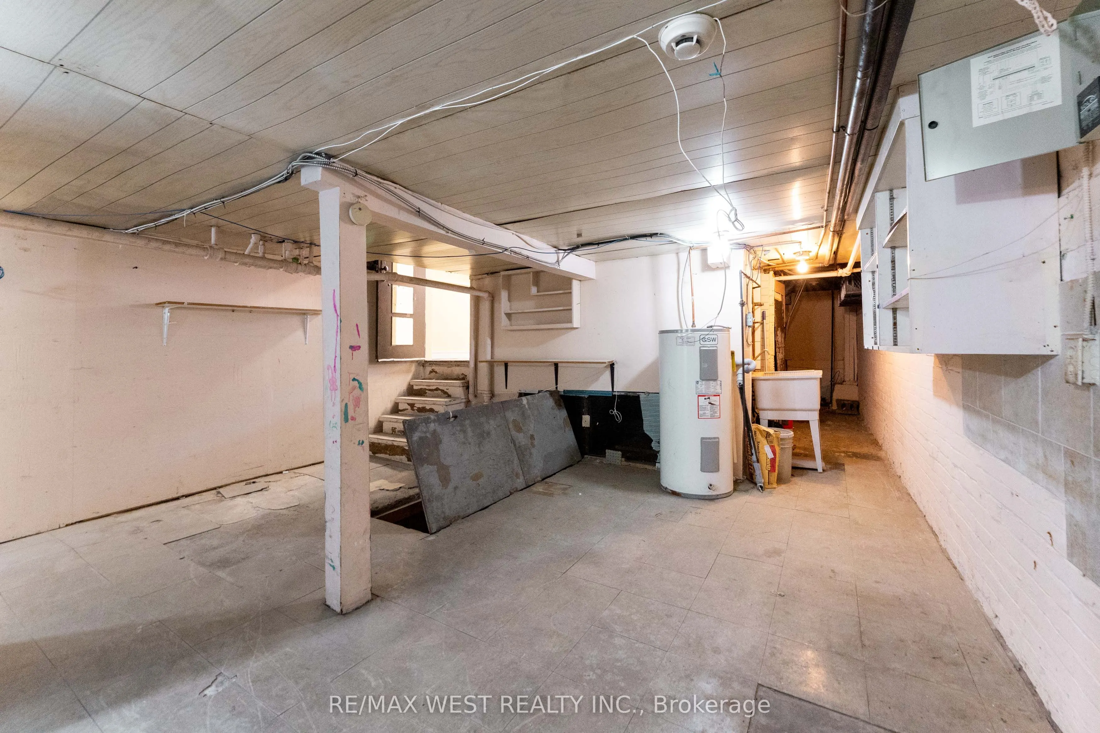 1311 King Street W