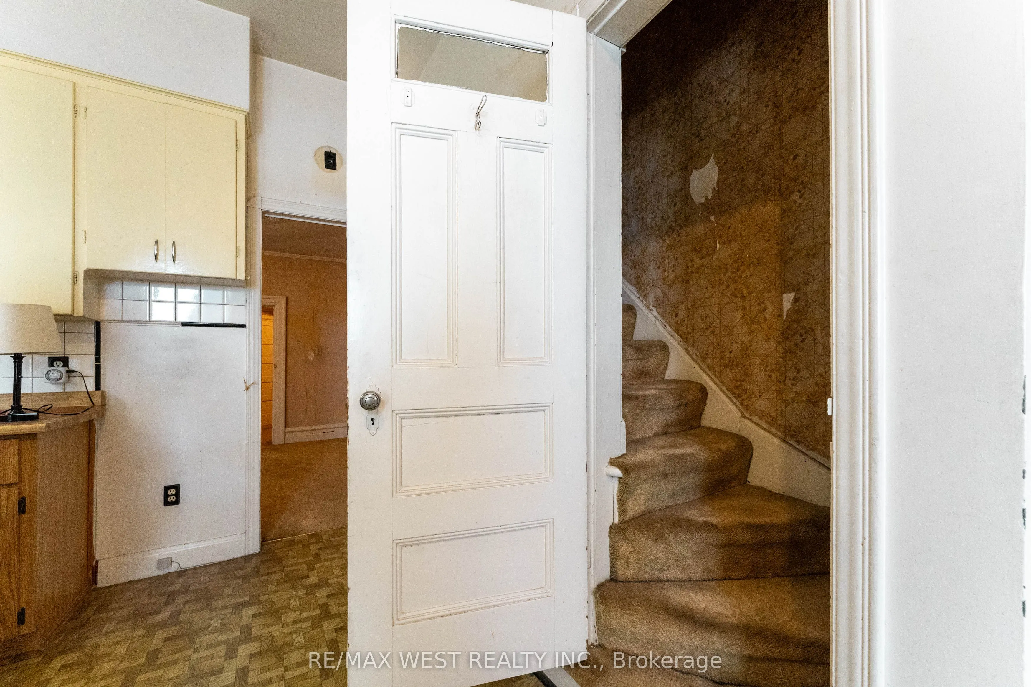 1311 King Street W