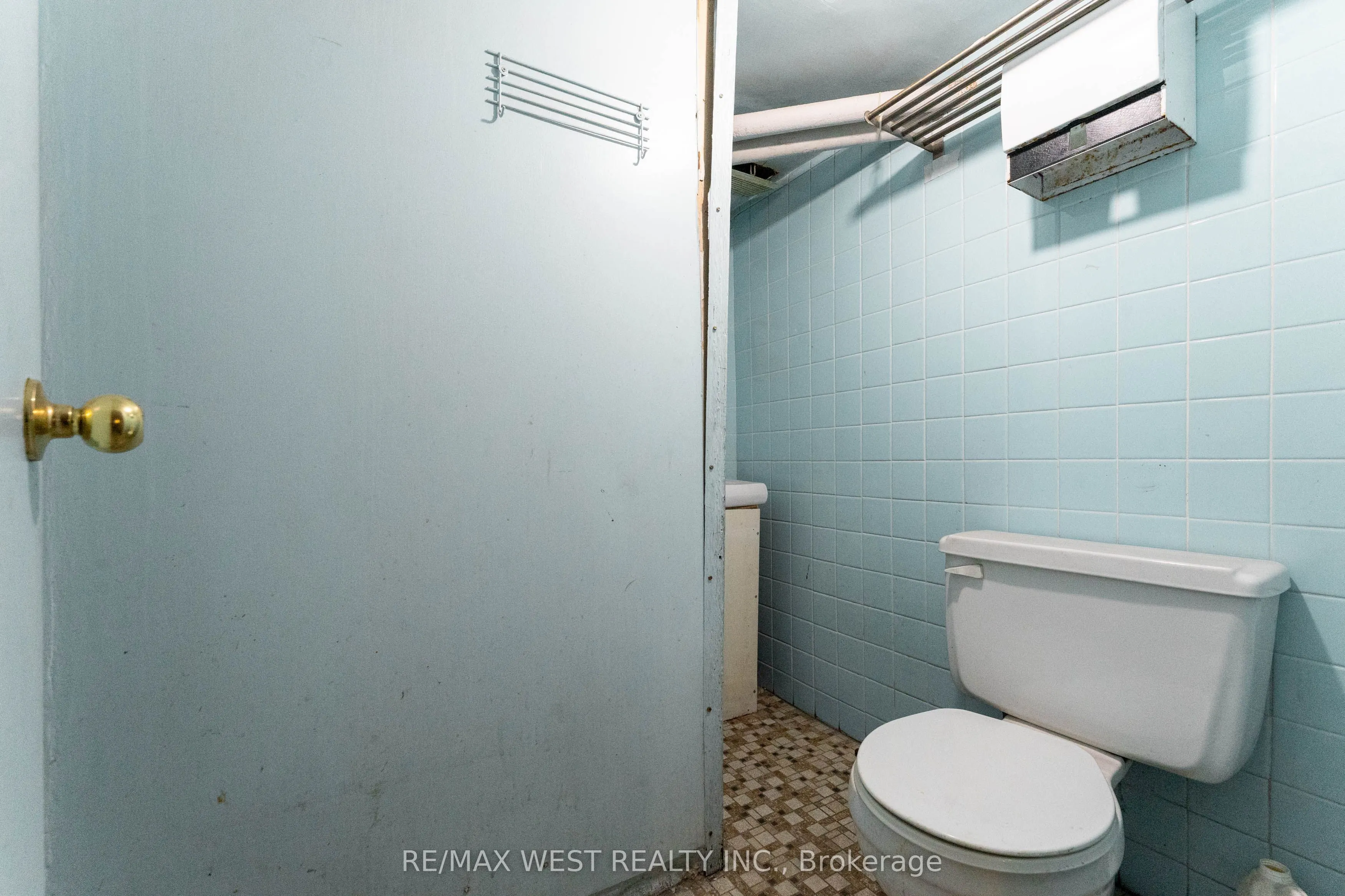 1311 King Street W