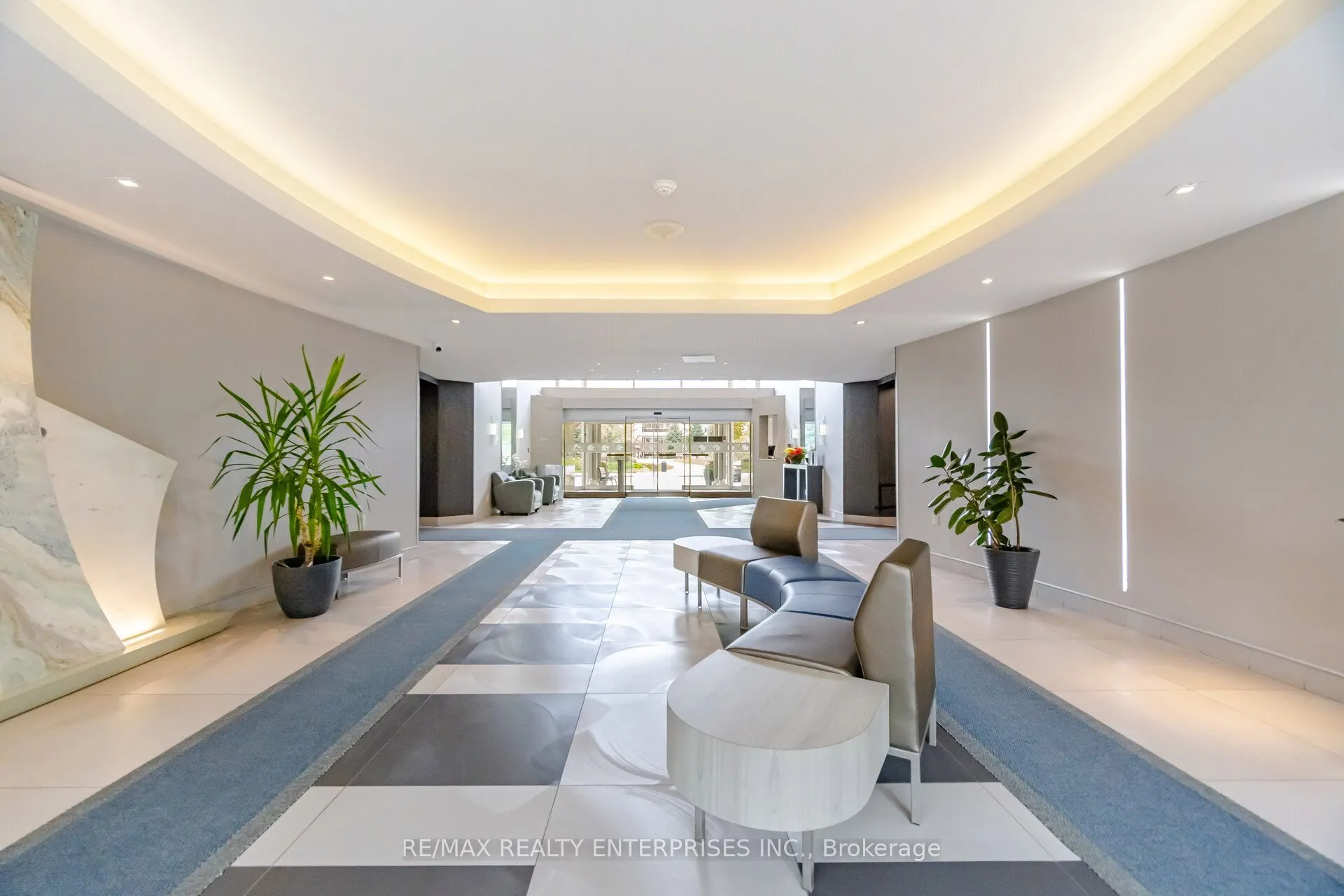 2261 Lake Shore Boulevard W #607