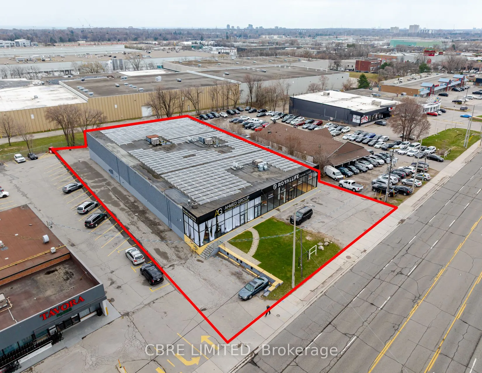 1024 Dundas Street E